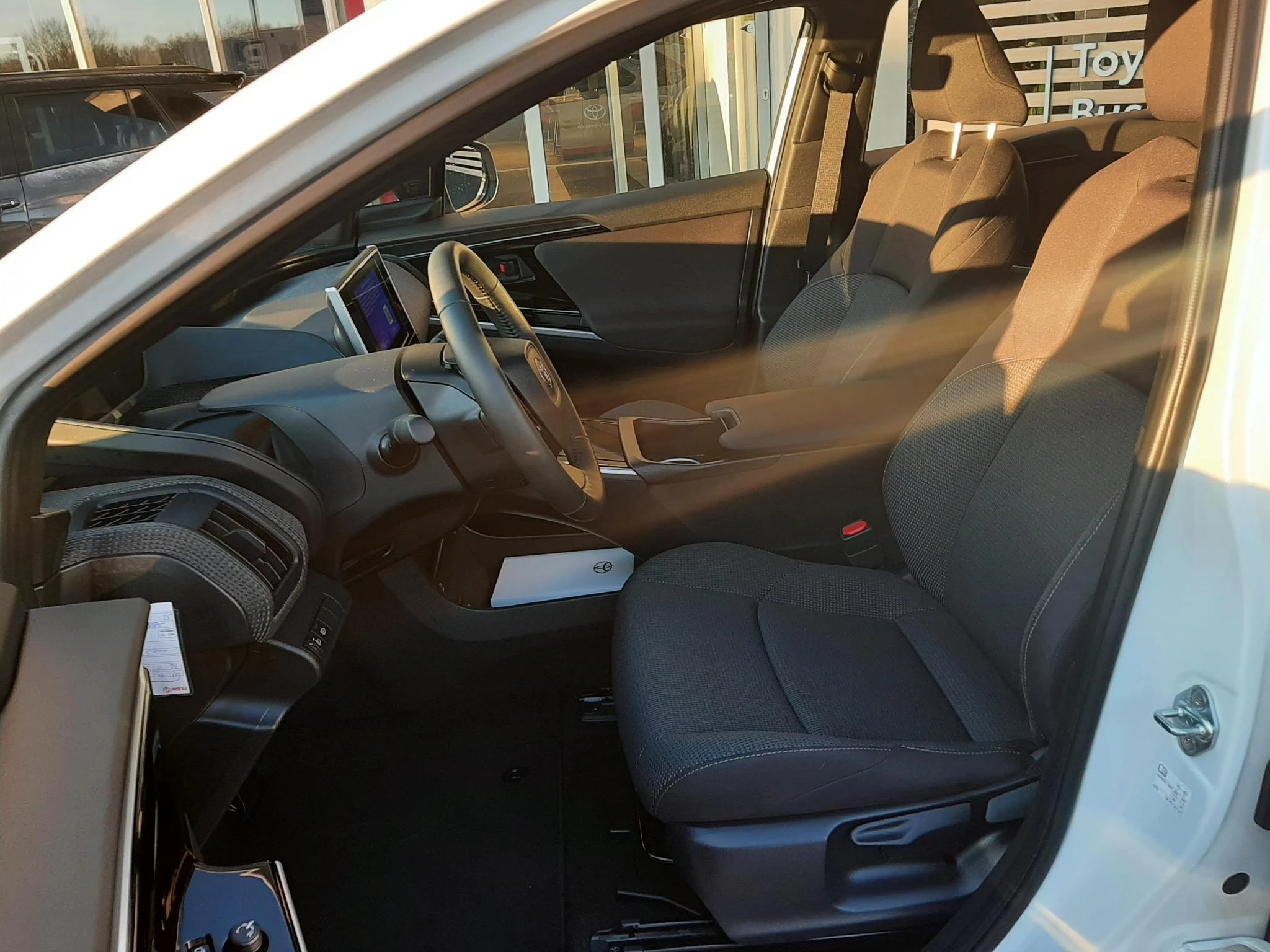 Hoofdafbeelding Toyota bZ4X