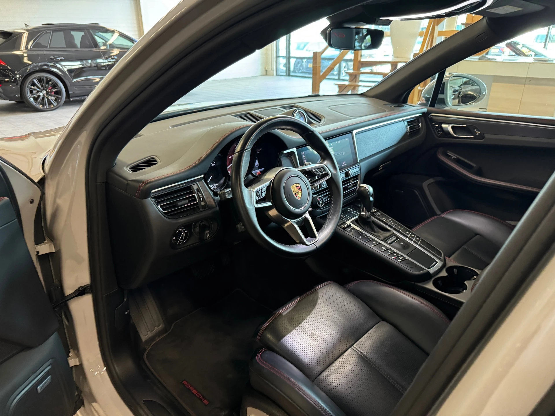Hoofdafbeelding Porsche Macan
