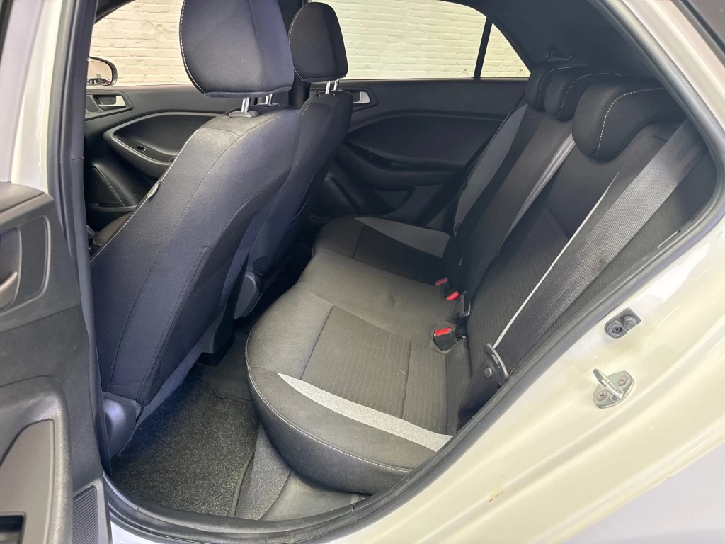 Hoofdafbeelding Hyundai i20