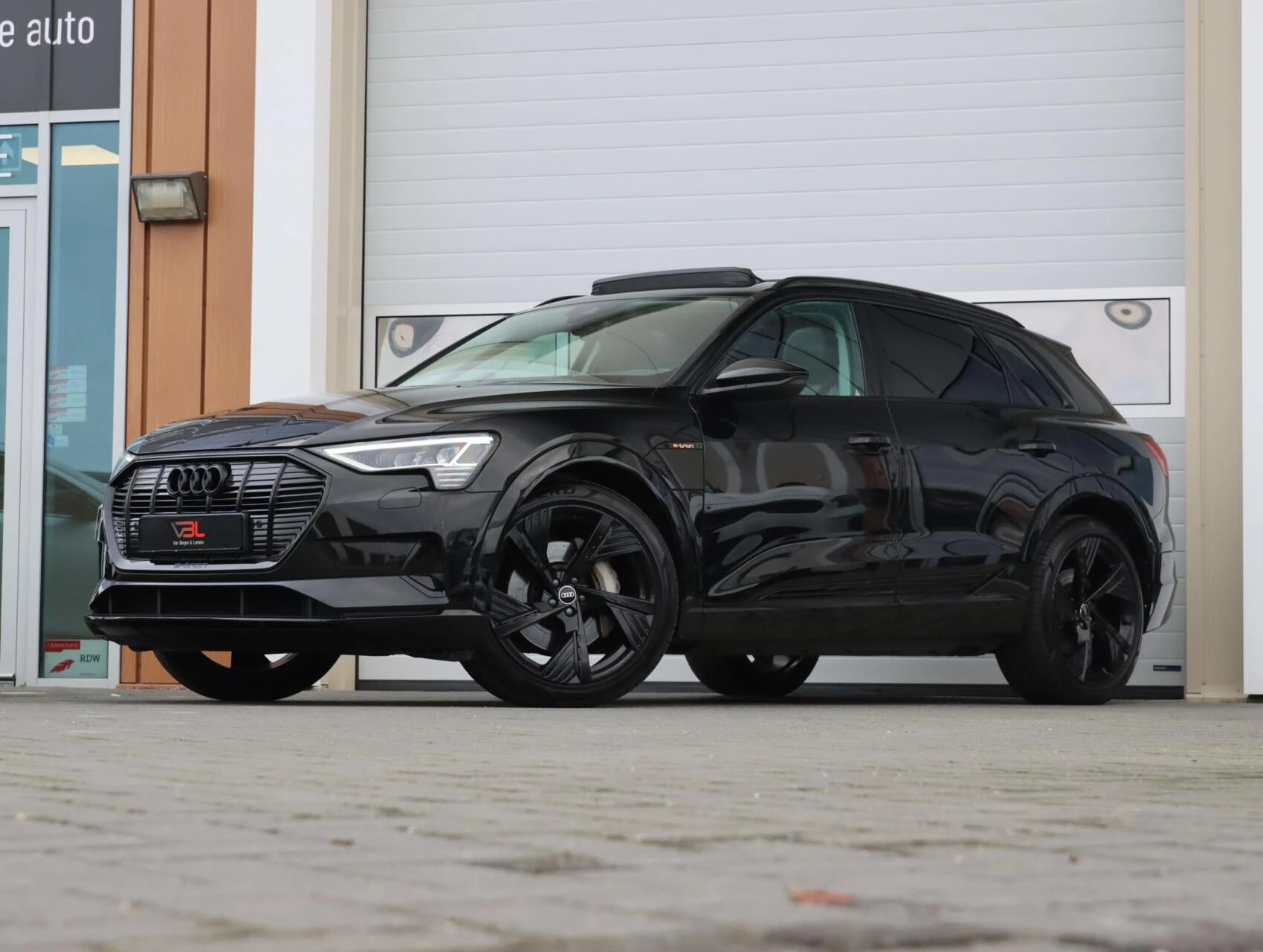 Hoofdafbeelding Audi e-tron