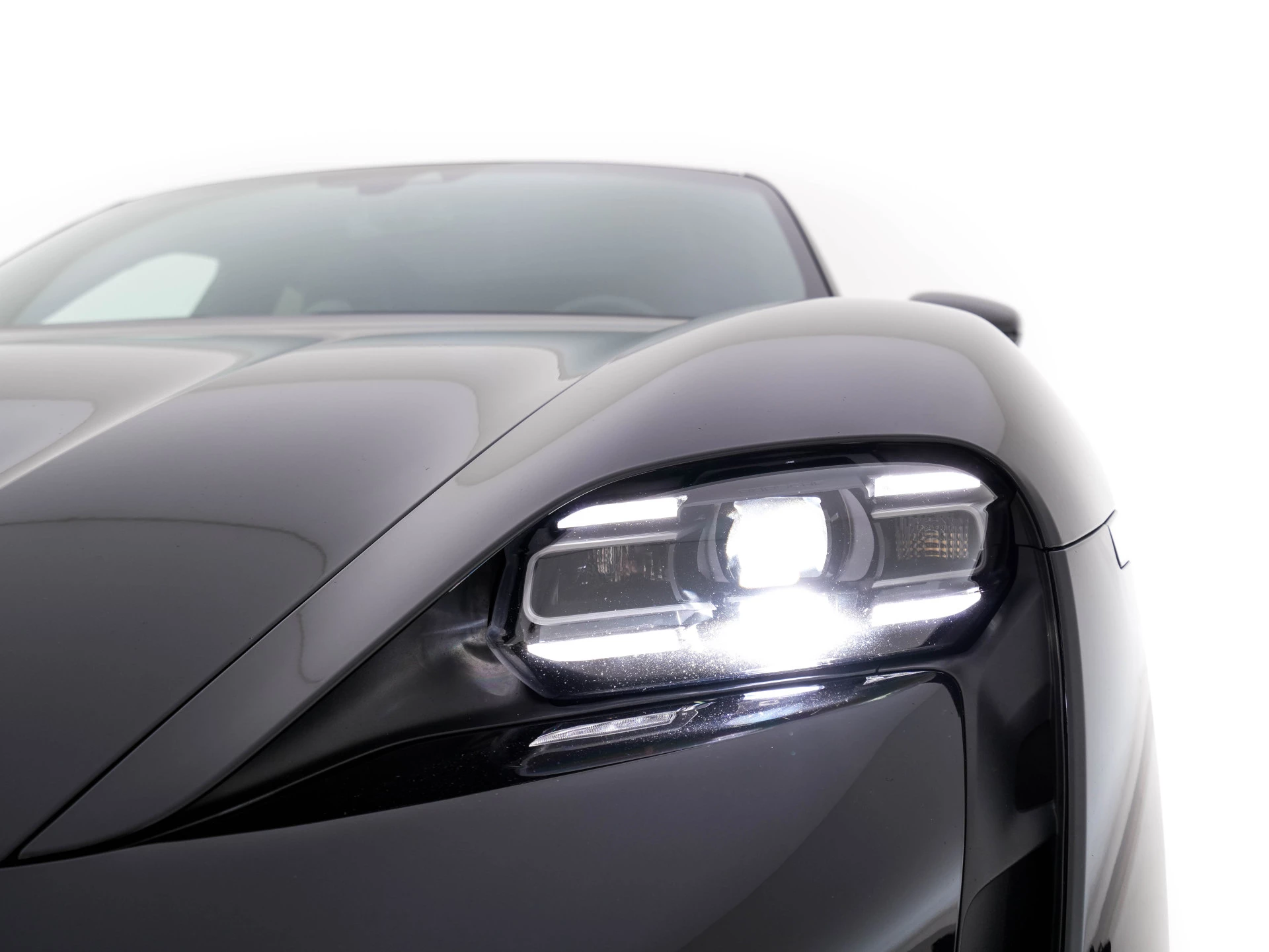 Hoofdafbeelding Porsche Taycan
