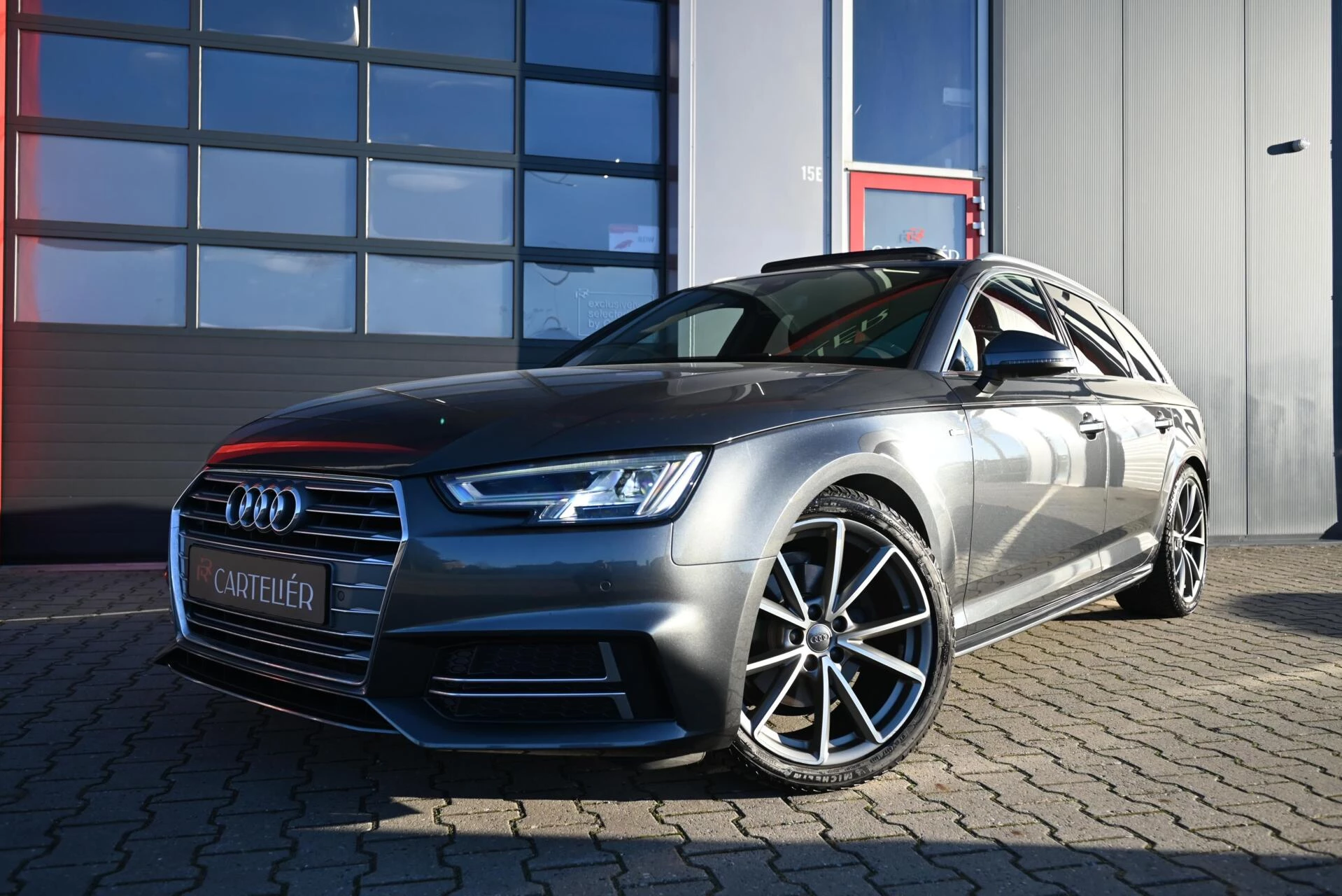 Hoofdafbeelding Audi A4