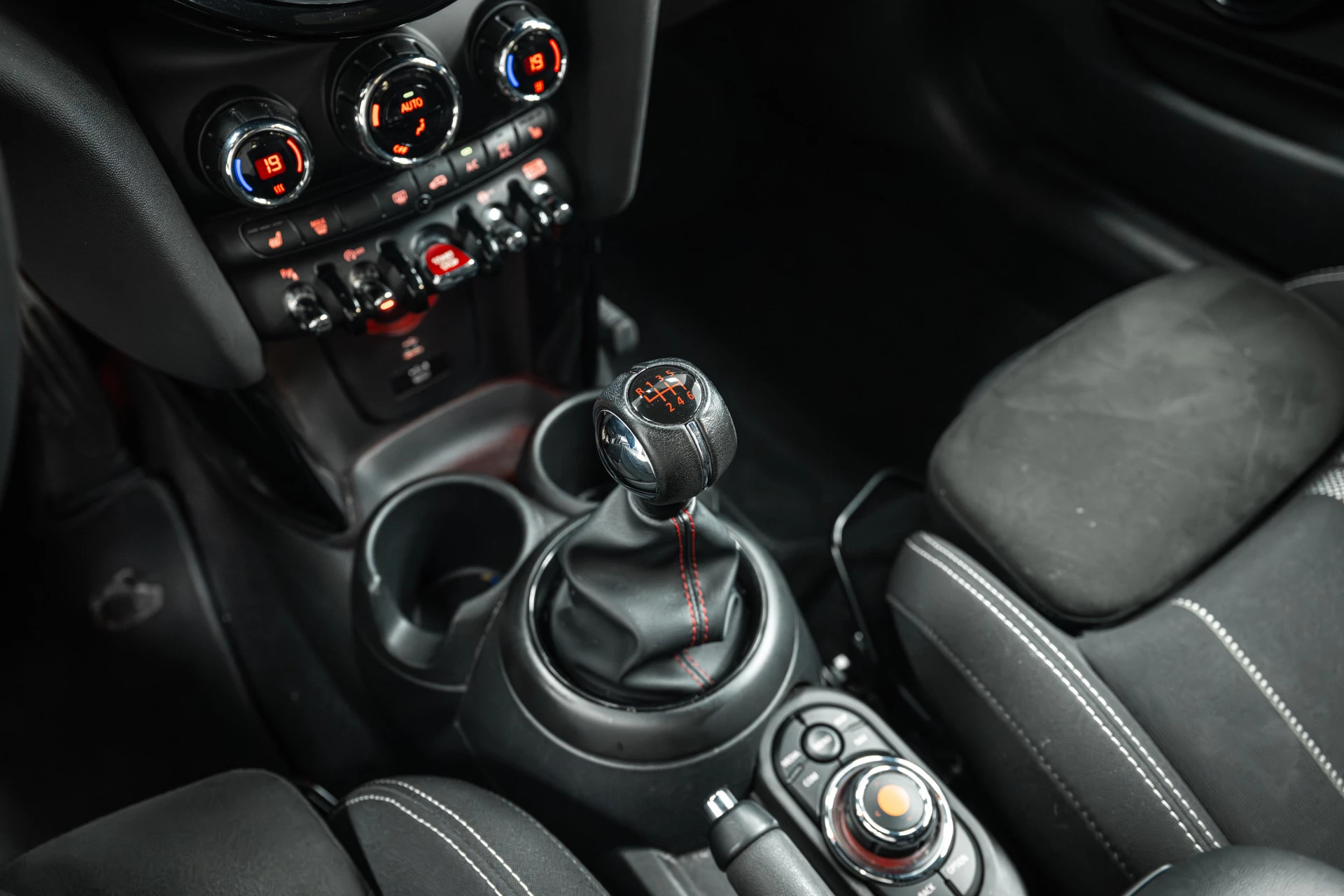 Hoofdafbeelding MINI Cooper