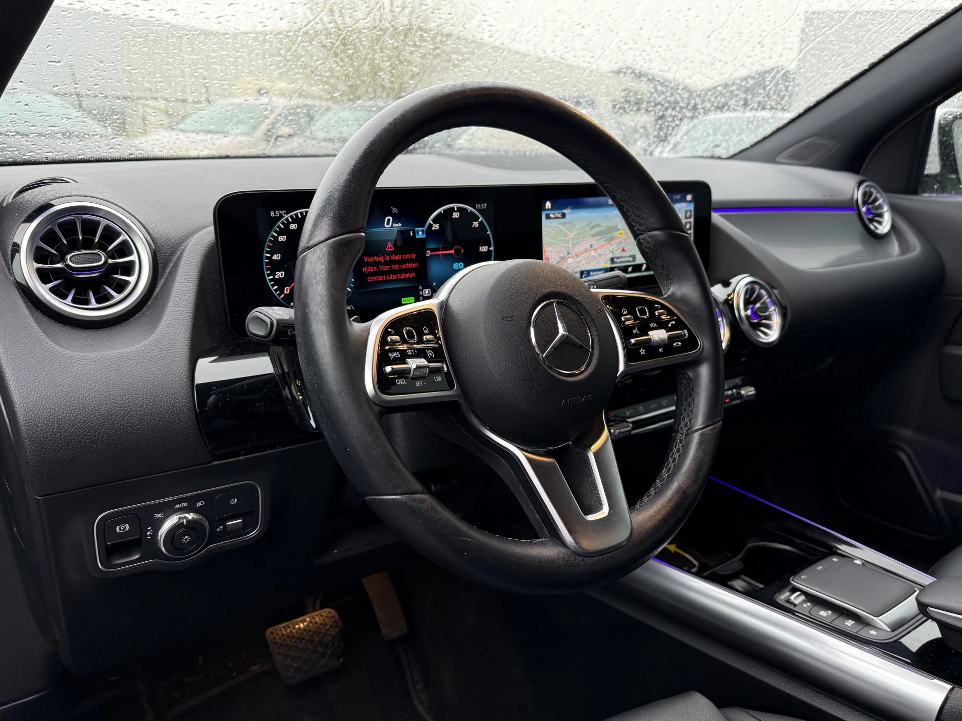 Hoofdafbeelding Mercedes-Benz EQA