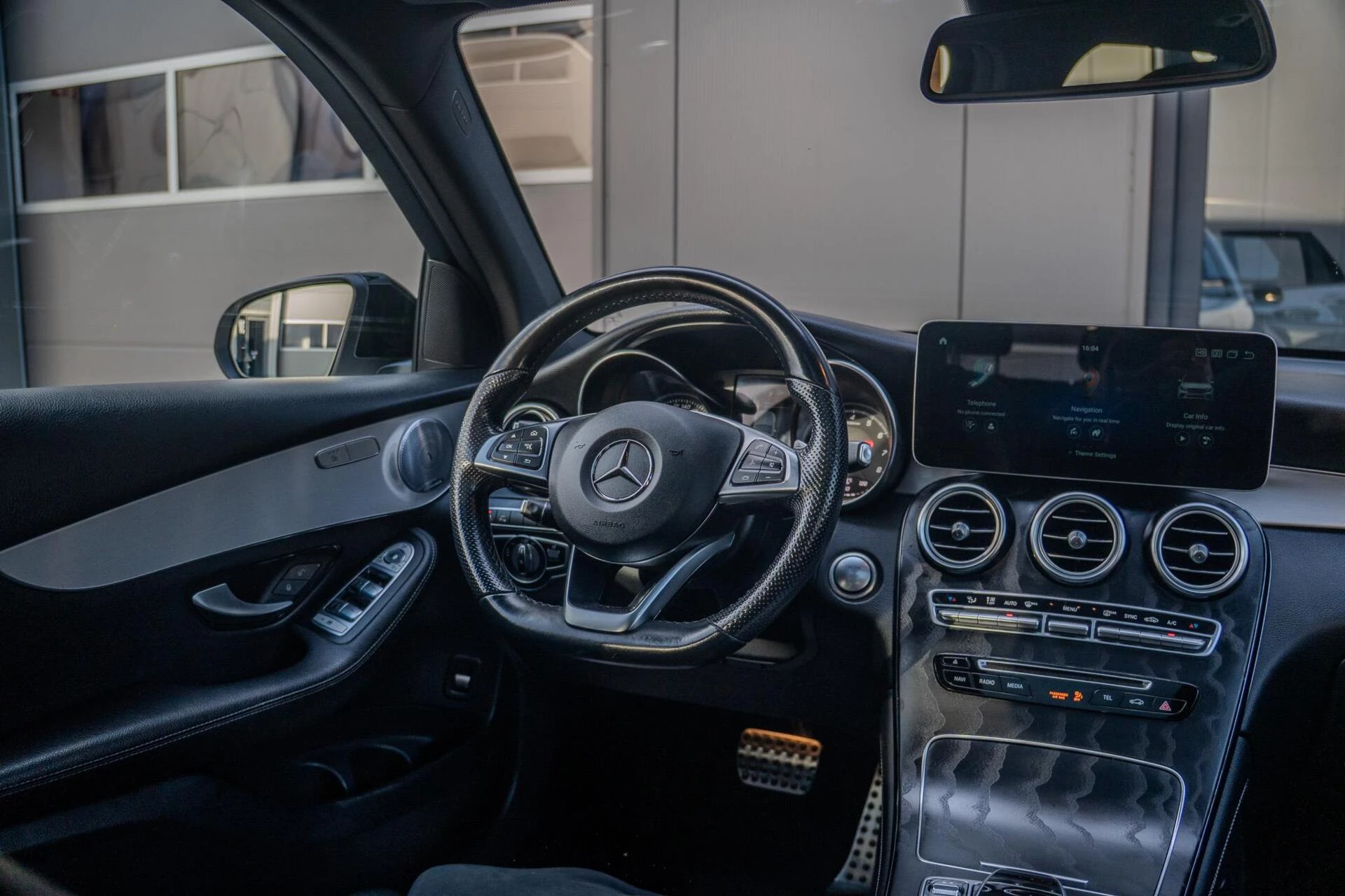 Hoofdafbeelding Mercedes-Benz GLC