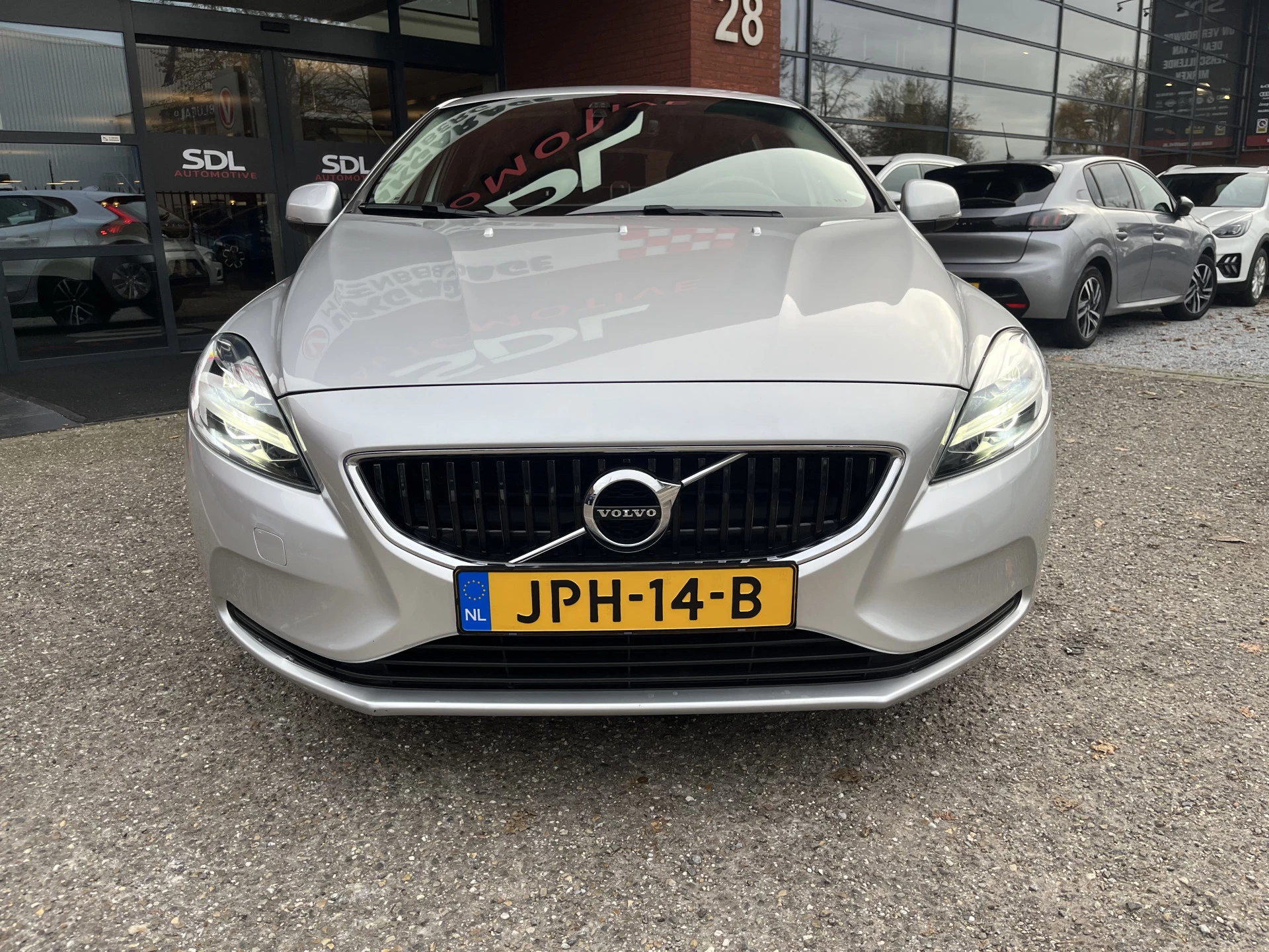 Hoofdafbeelding Volvo V40