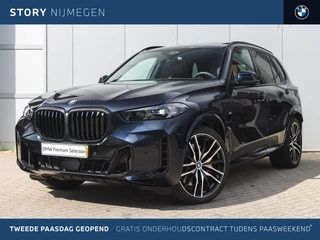 Hoofdafbeelding BMW X5 BMW X5 xDrive50e High Executive M Sport Automaat / Panoramadak Sky Lounge / Trekhaak / Soft-Close / Parking Assistant Professional / Adaptieve LED / Stoelventilatie / Gesture Control