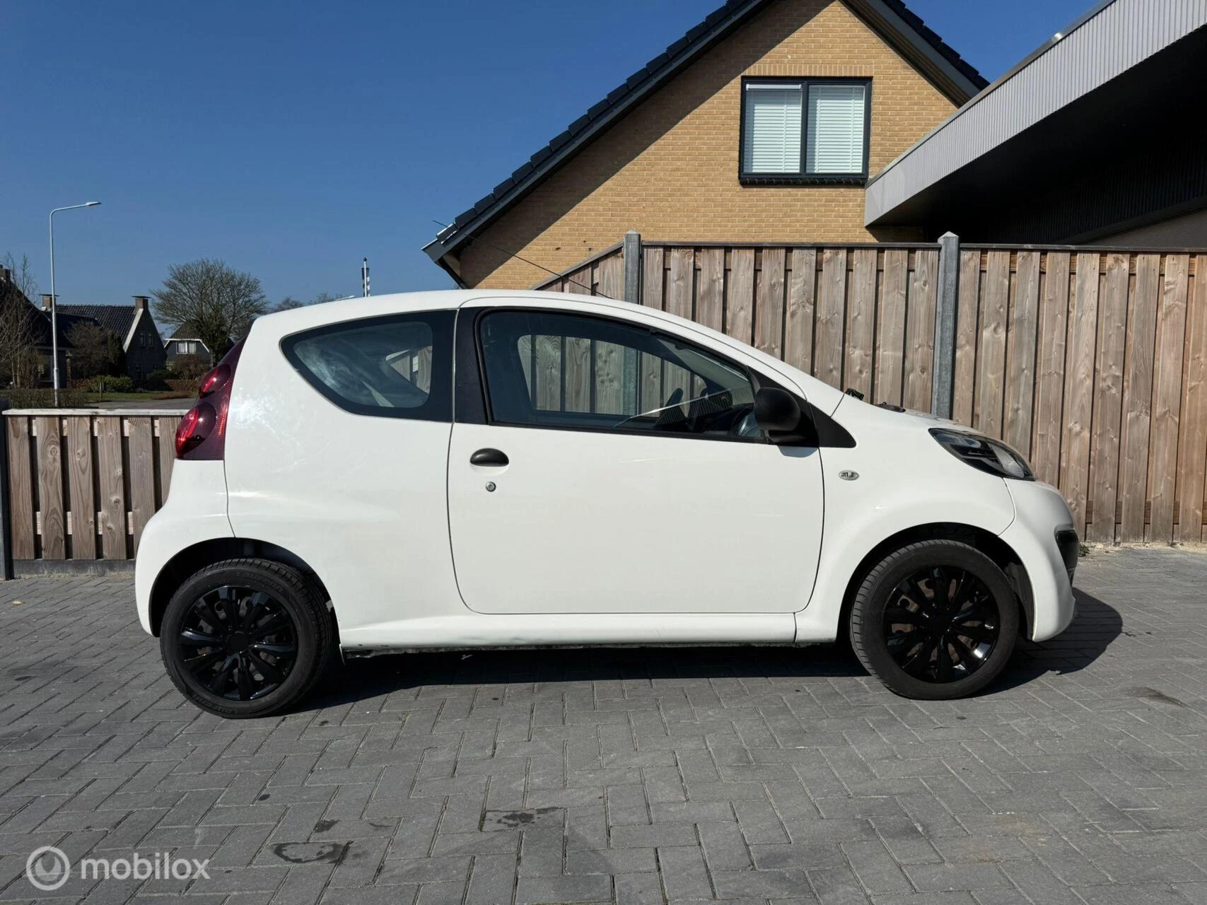 Hoofdafbeelding Peugeot 107
