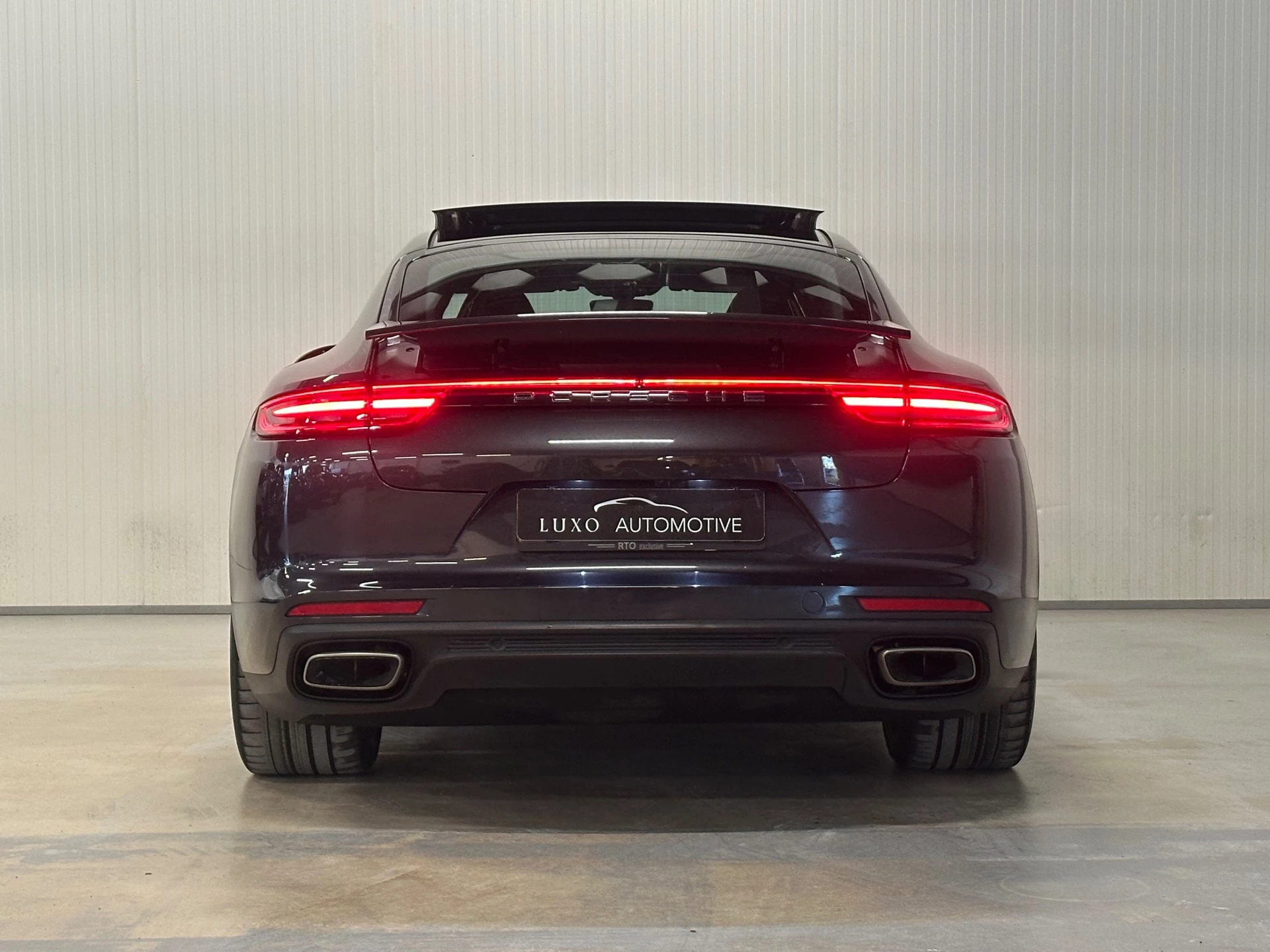 Hoofdafbeelding Porsche Panamera