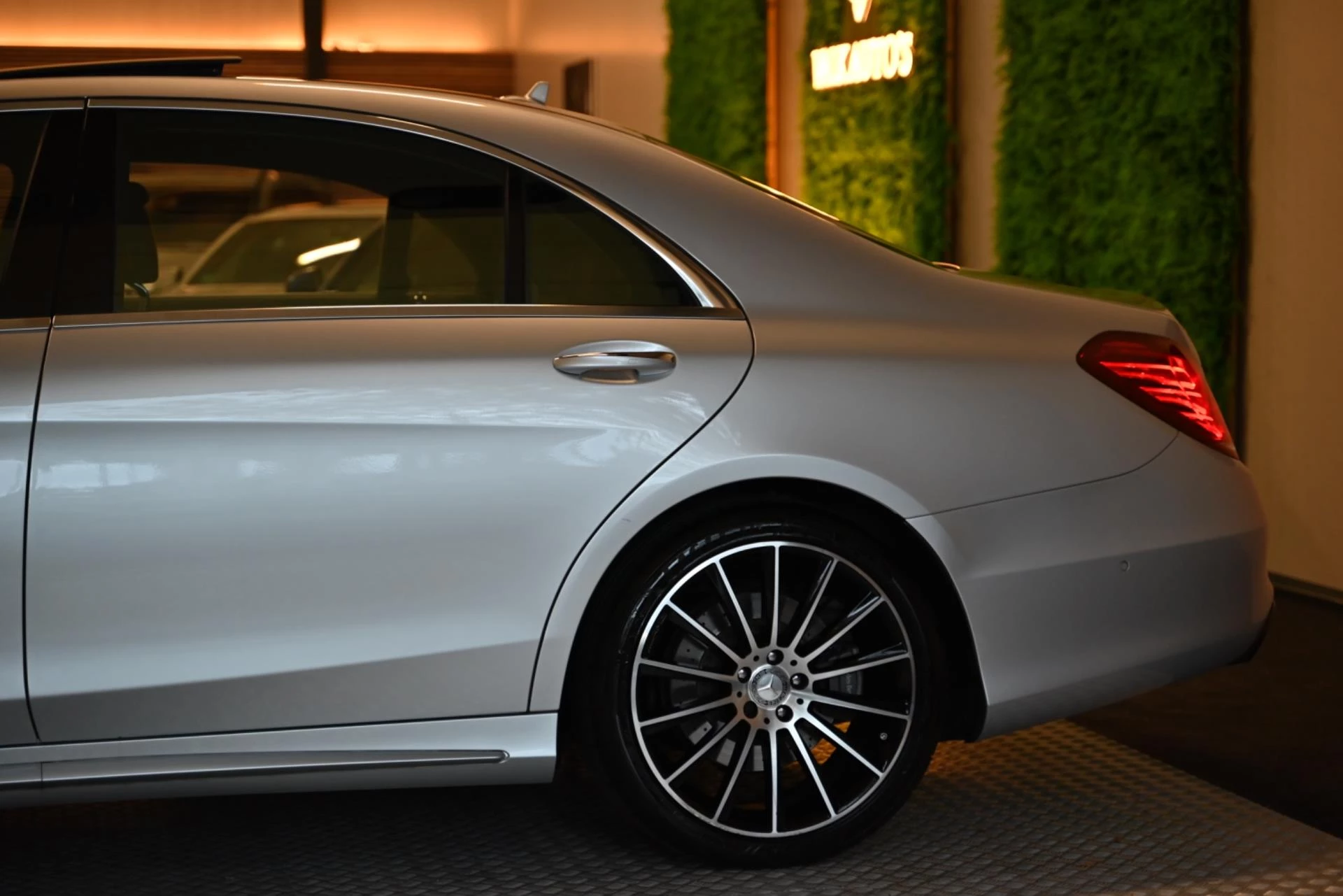 Hoofdafbeelding Mercedes-Benz S-Klasse