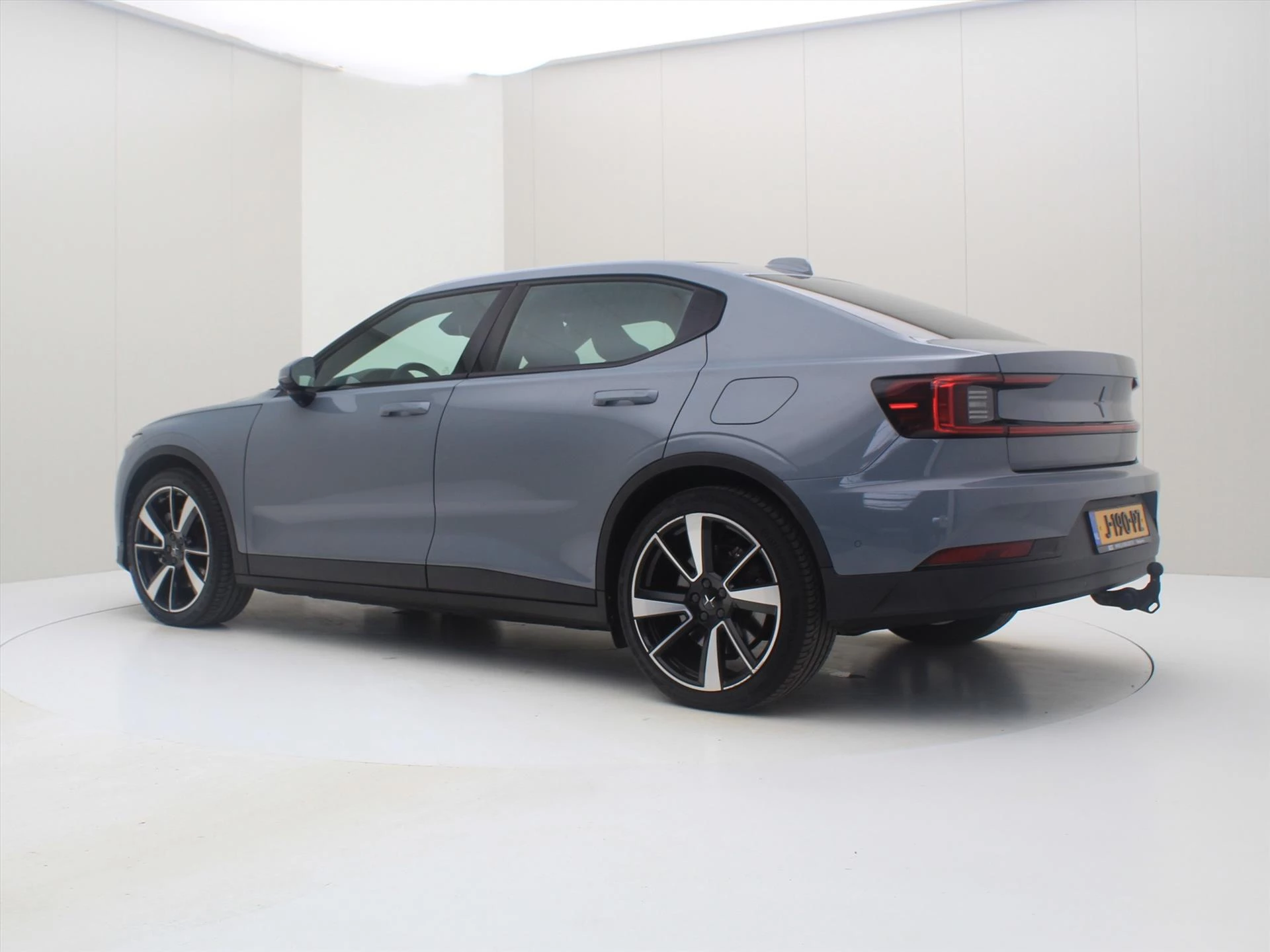 Hoofdafbeelding Polestar 2