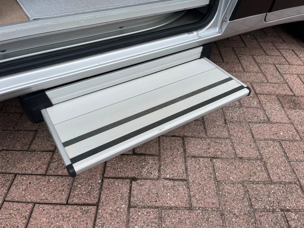 Hoofdafbeelding Bürstner Campeo C600 Active Hefdak Cruise