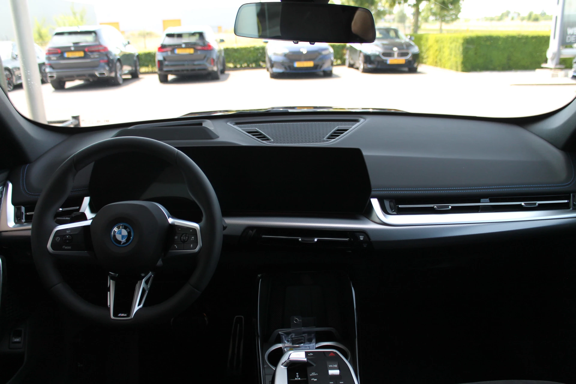 Hoofdafbeelding BMW iX1