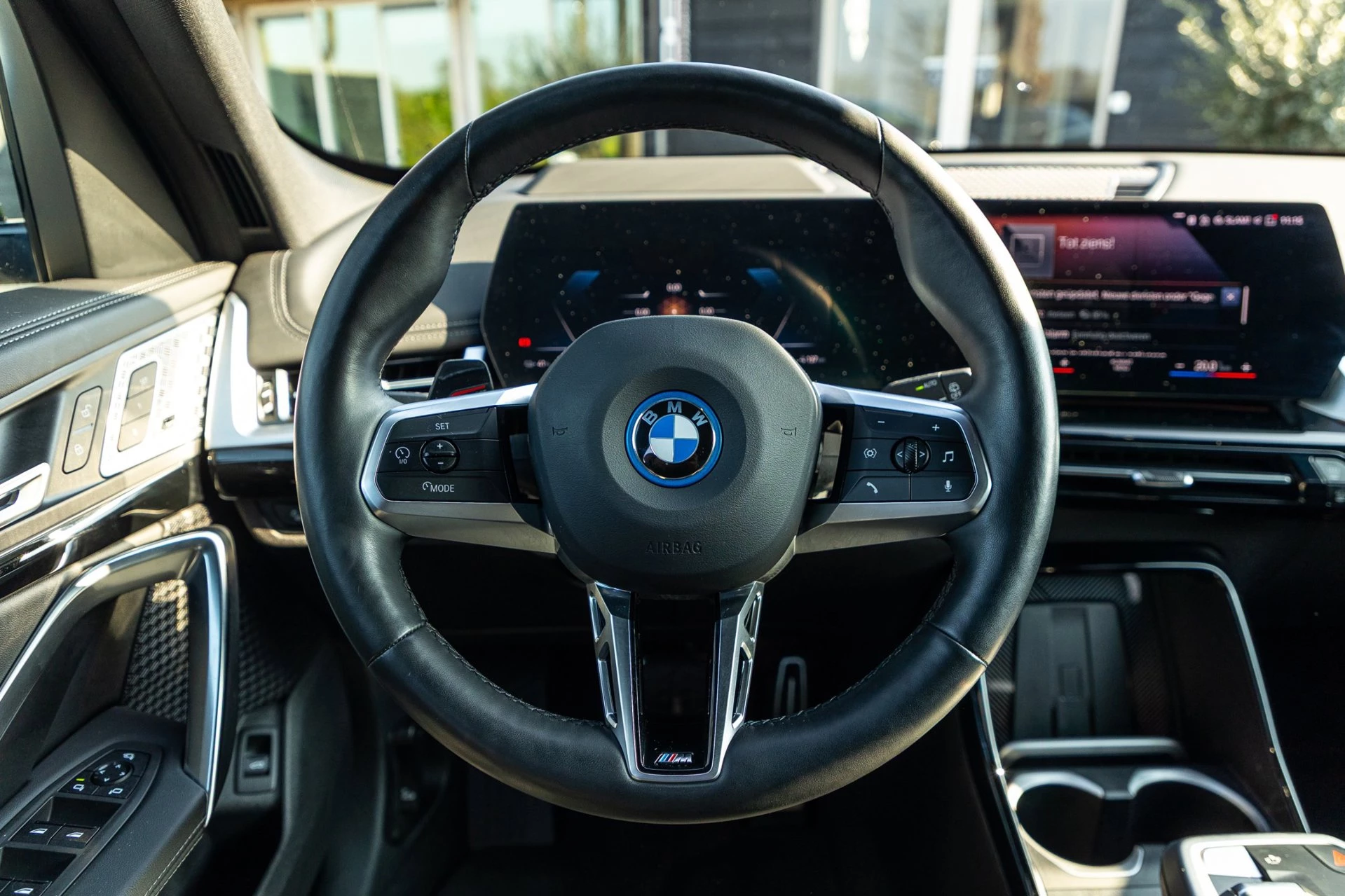 Hoofdafbeelding BMW iX1