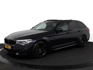 BMW 5-serie 540i xDrive Touring *AUT*M-PAKKET*PANO*HUD*LEDER* *360 CAMERA*CARBON-ZWART*PPF FOLIE