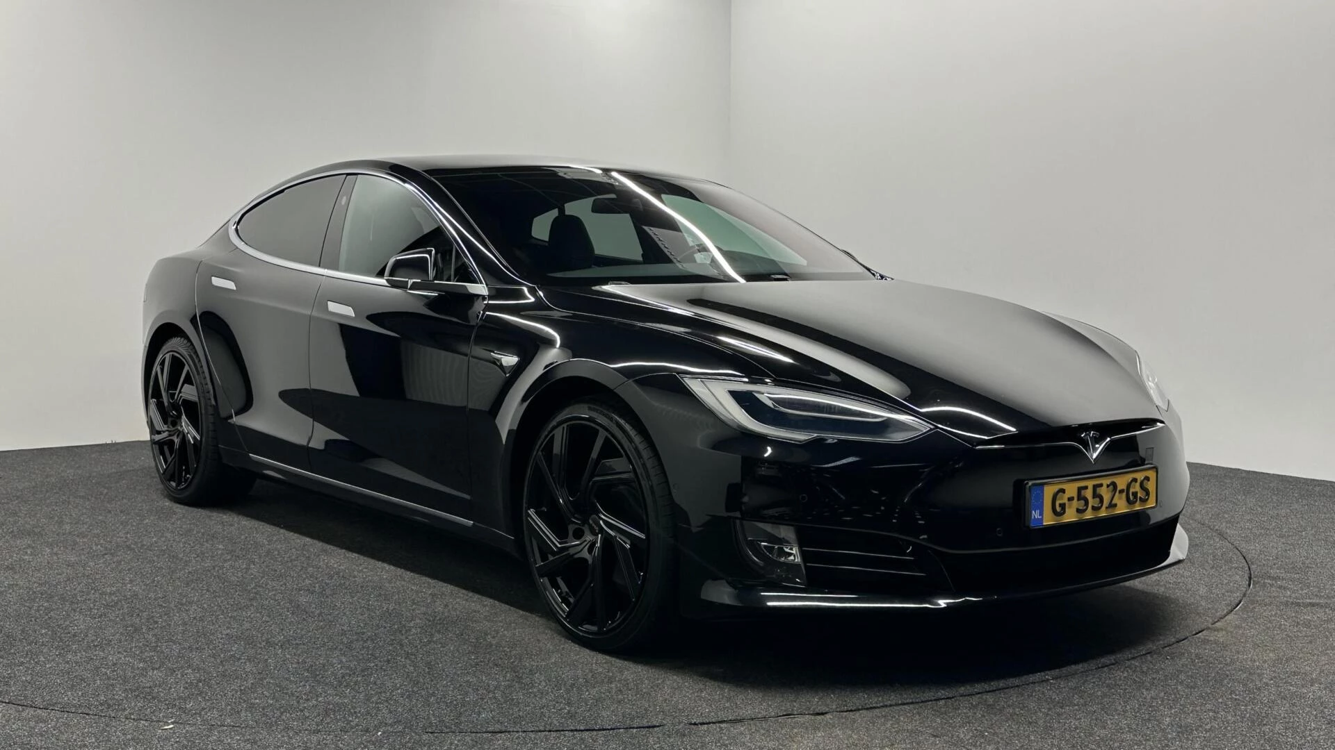 Hoofdafbeelding Tesla Model S