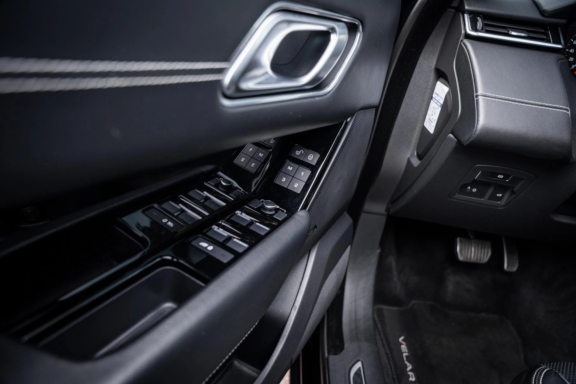 Hoofdafbeelding Land Rover Range Rover Velar