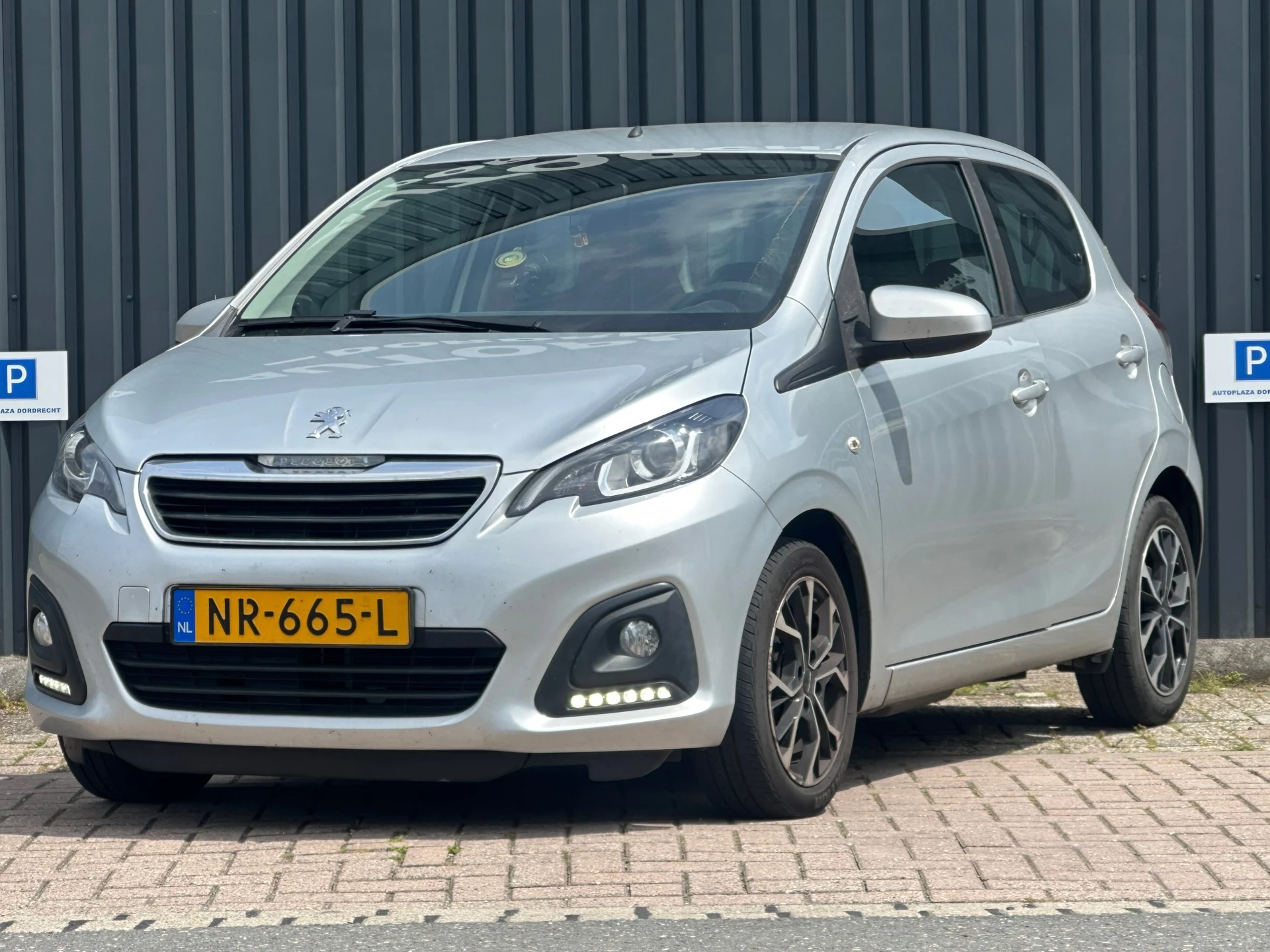 Hoofdafbeelding Peugeot 108