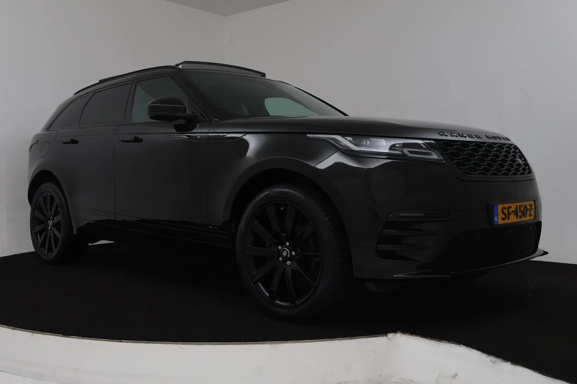 Hoofdafbeelding Land Rover Range Rover Velar