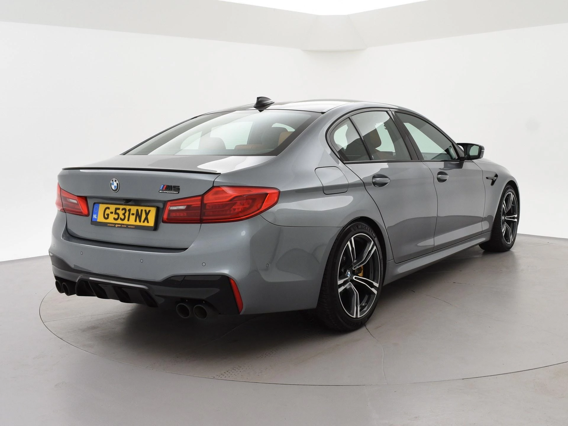 Hoofdafbeelding BMW M5