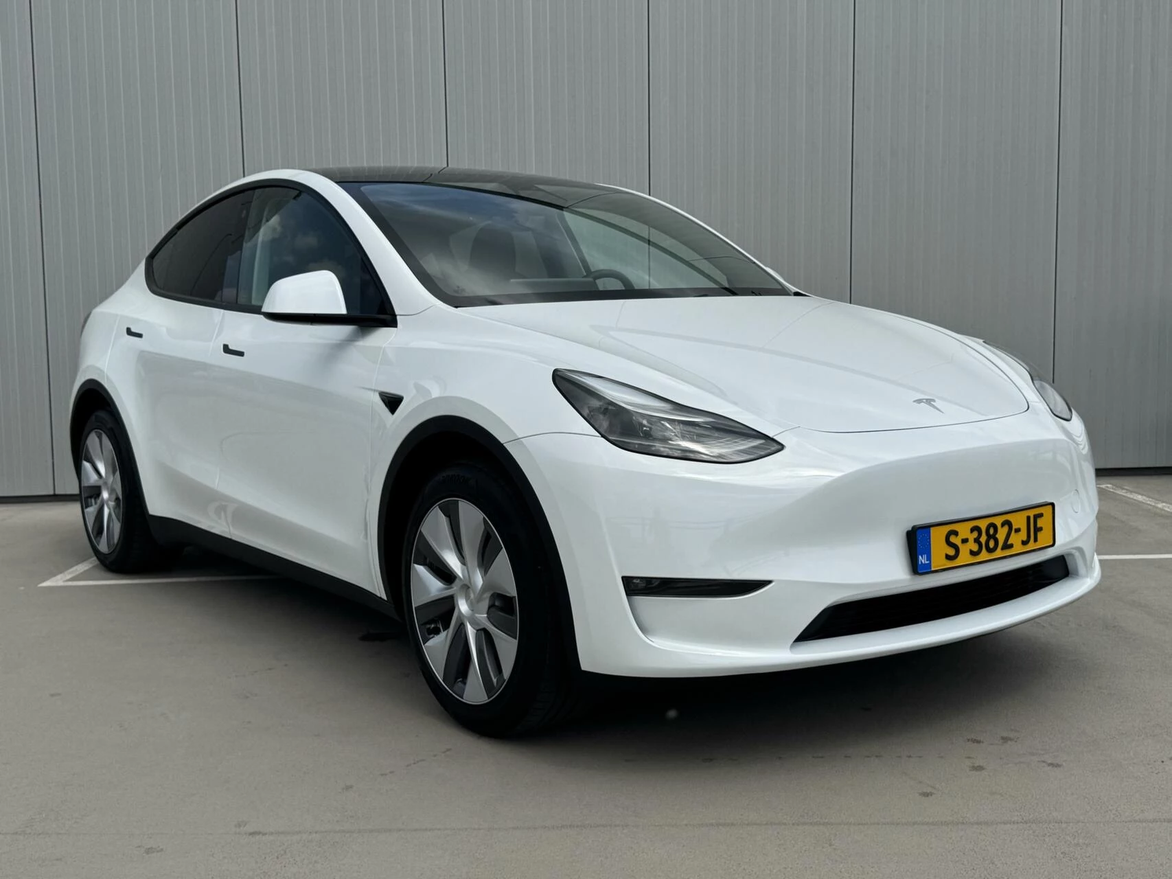 Hoofdafbeelding Tesla Model Y