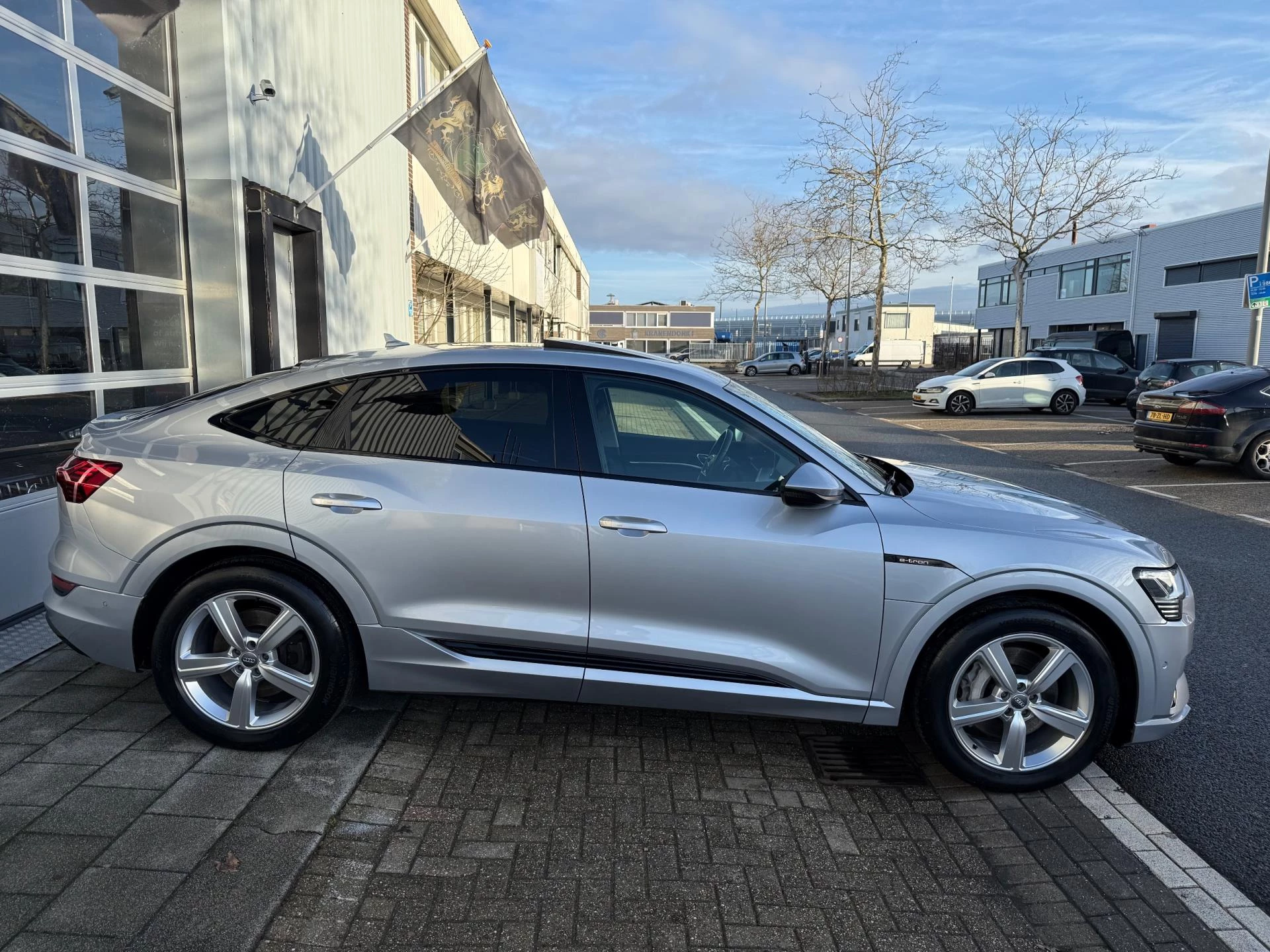 Hoofdafbeelding Audi e-tron