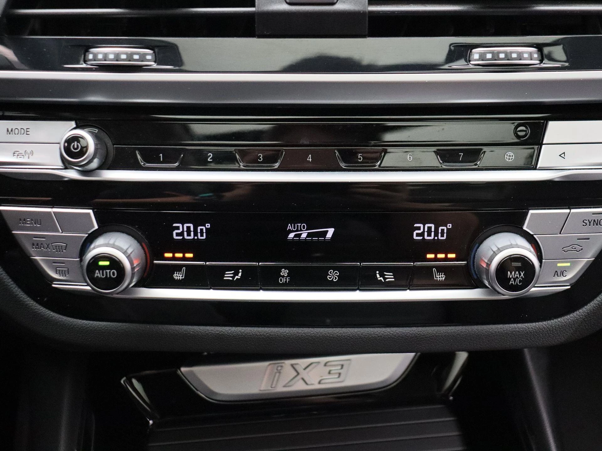 Hoofdafbeelding BMW iX3