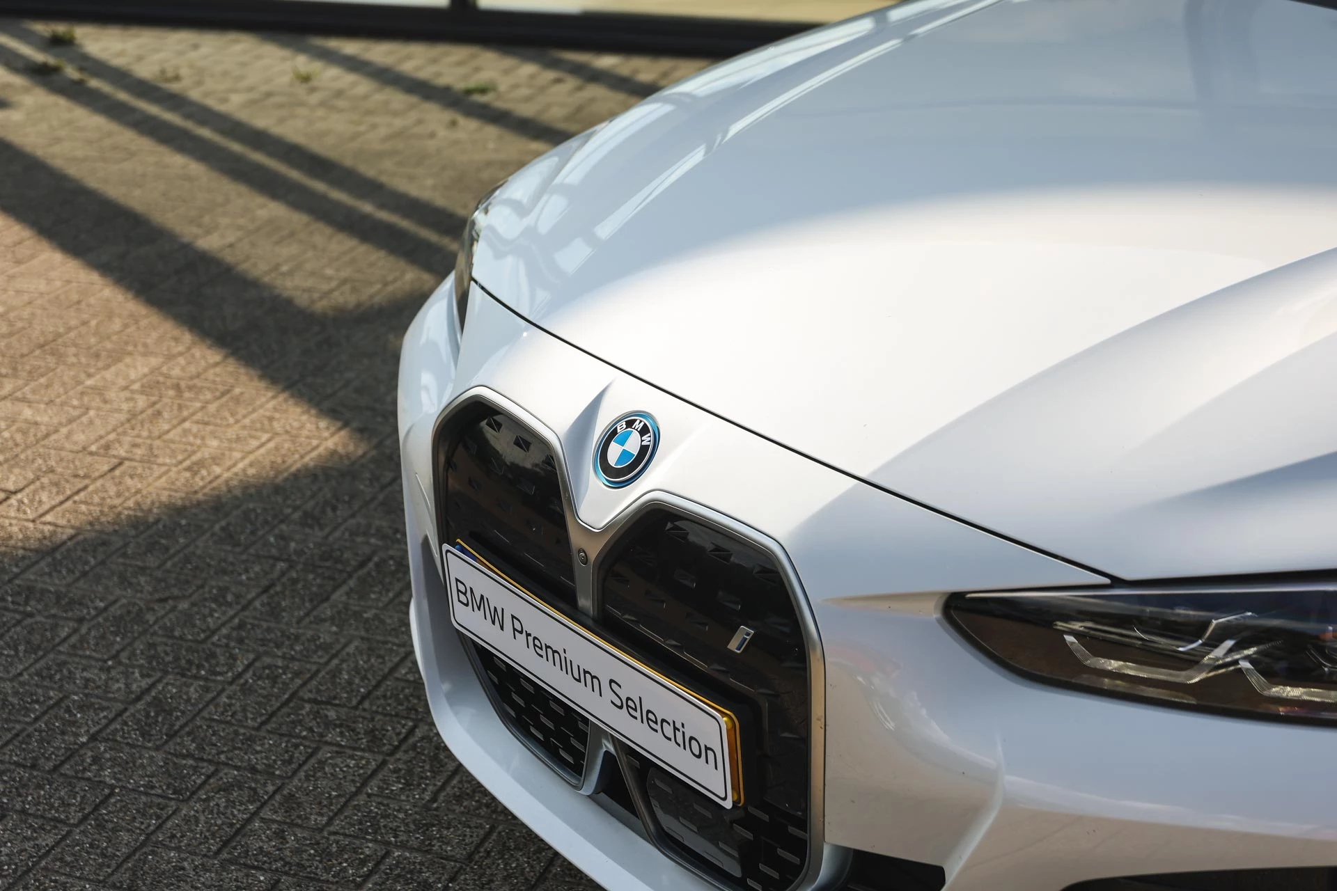 Hoofdafbeelding BMW i4