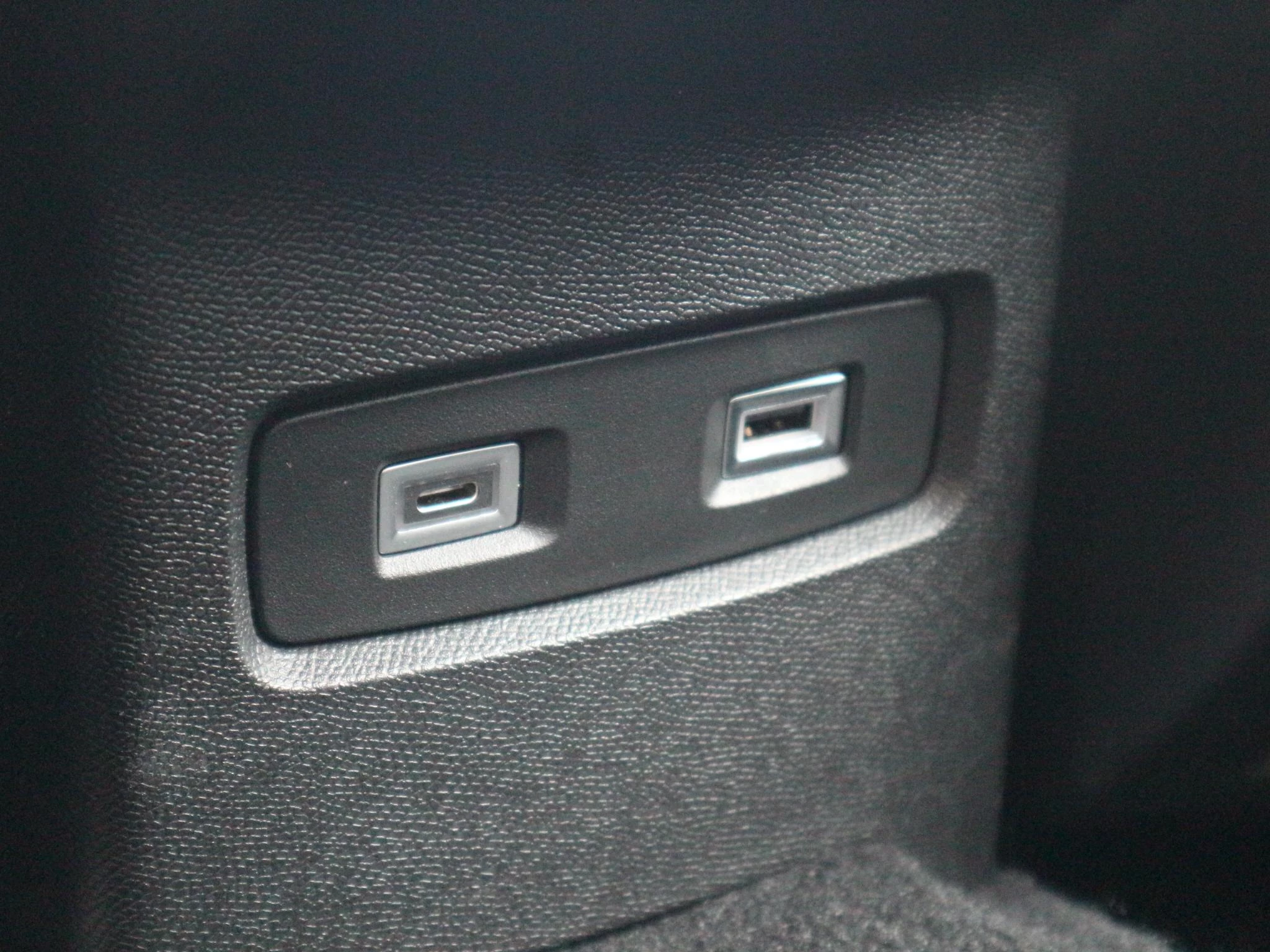 Hoofdafbeelding Citroën ë-C4