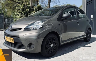 Hoofdafbeelding Toyota Aygo Toyota Aygo 1.0 VVT-i 5-DRS Bronze Airco CarPlay Isofix