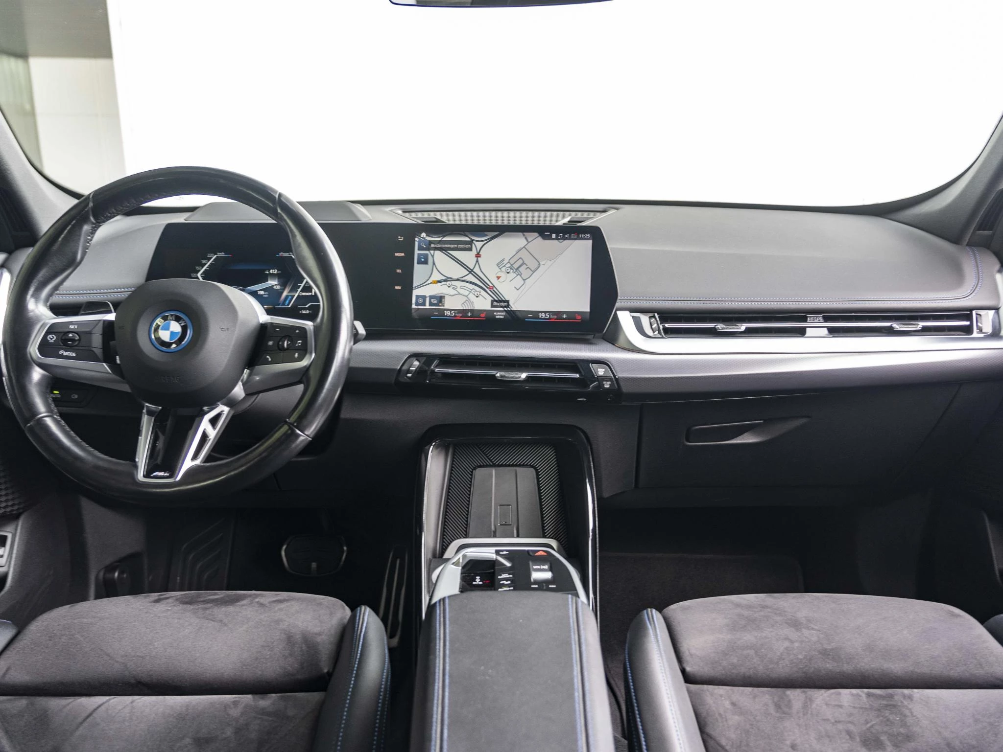 Hoofdafbeelding BMW iX1