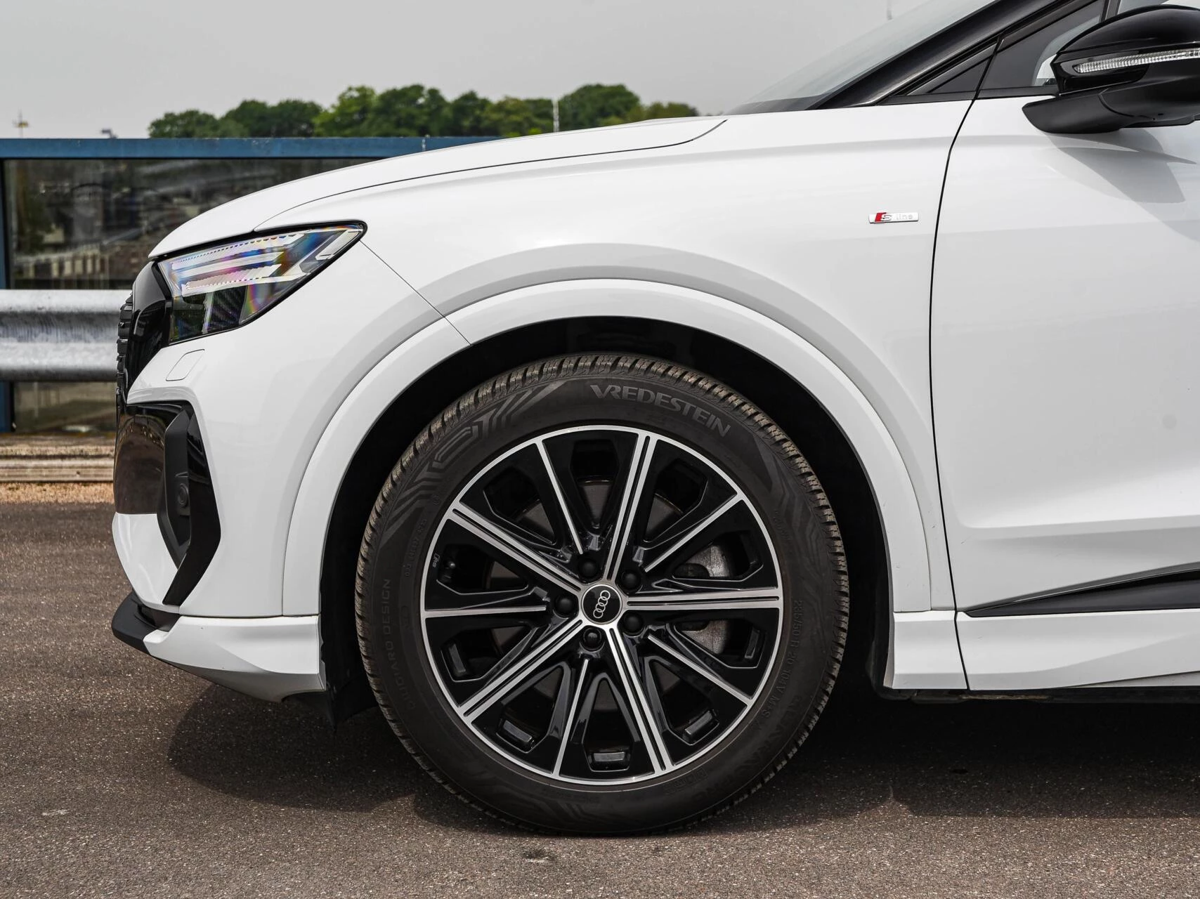 Hoofdafbeelding Audi Q4 e-tron