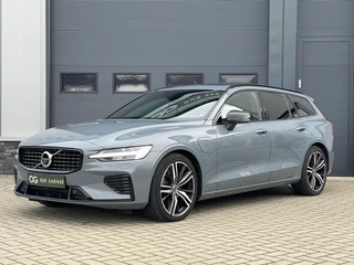 Volvo V60 T6 Recharge AWD Ultimate Dark|360°|Pano|B&W|ACC