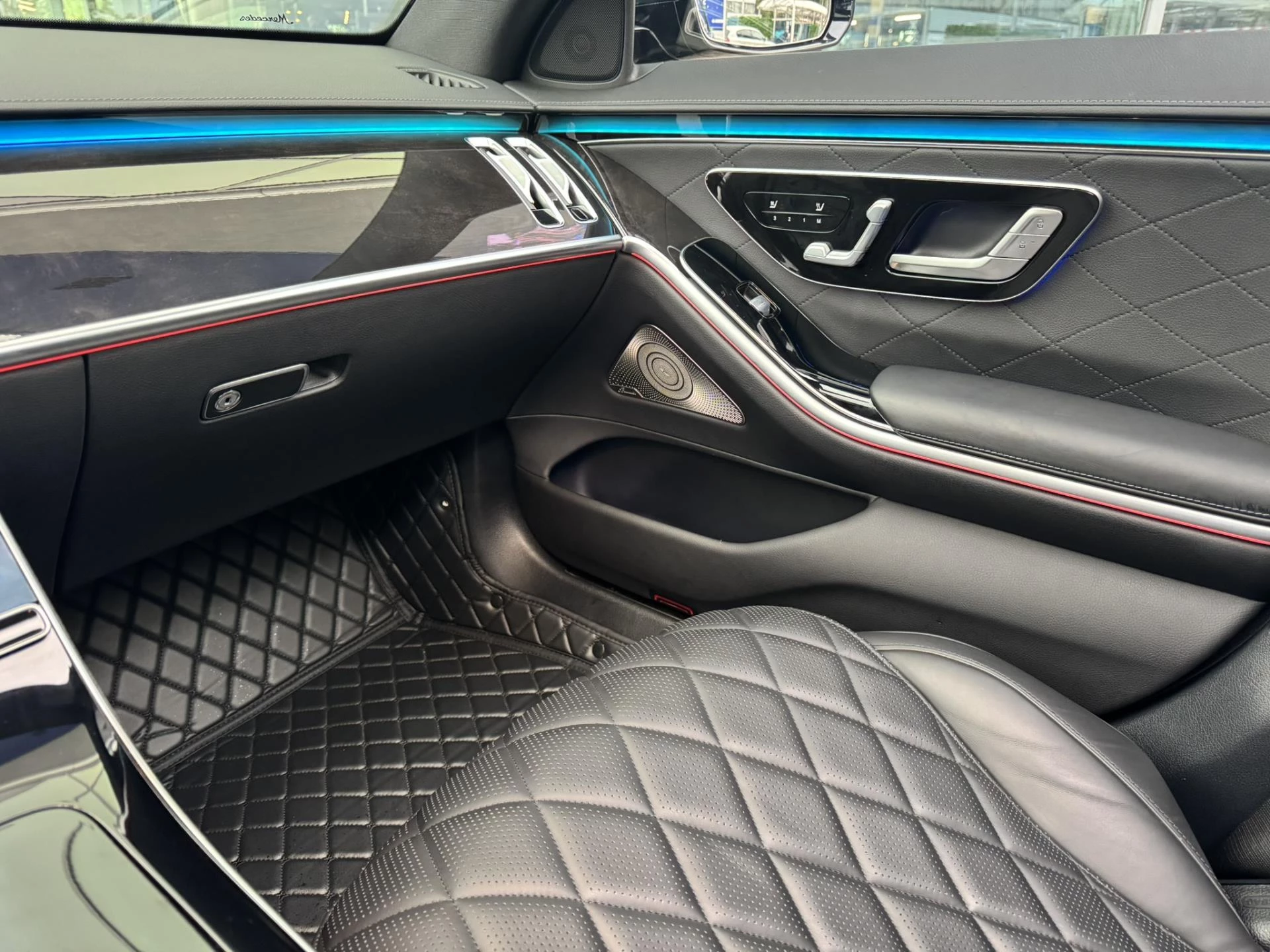 Hoofdafbeelding Mercedes-Benz S-Klasse