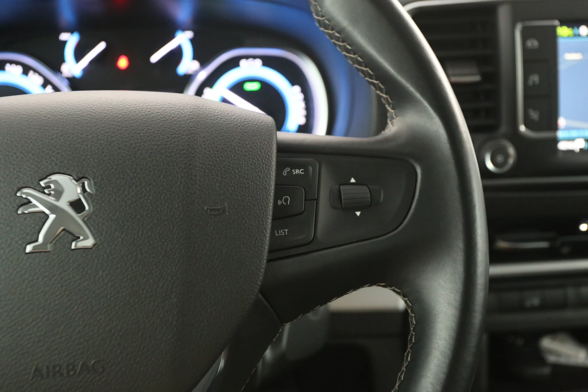 Hoofdafbeelding Peugeot e-Expert