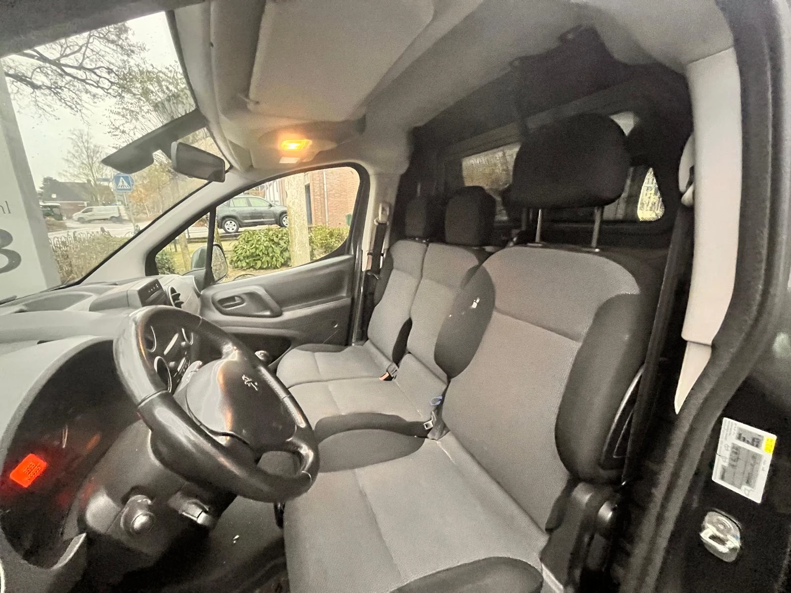 Hoofdafbeelding Peugeot Partner