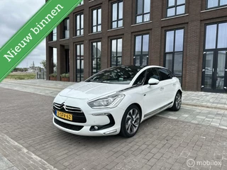 Hoofdafbeelding Citroën DS5 Citroen DS5 2.0 Hybrid4 Sport Chic 163 PK NAP Led Cruise Nav