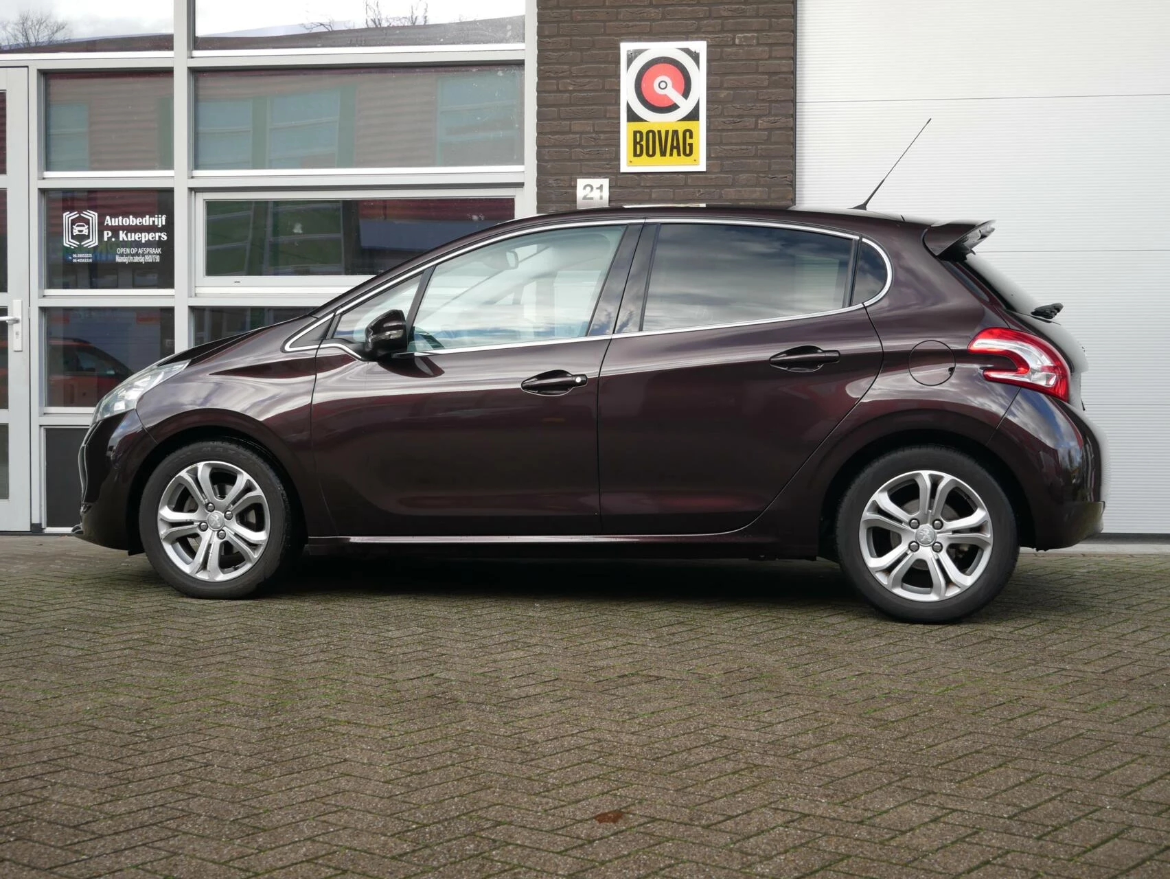 Hoofdafbeelding Peugeot 208