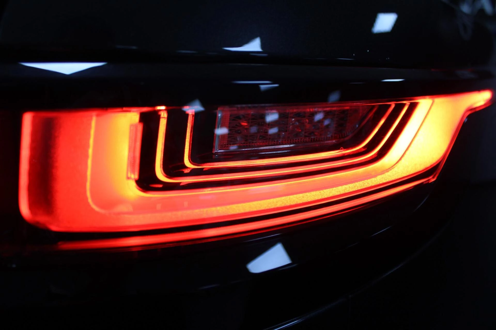 Hoofdafbeelding Land Rover Range Rover Velar