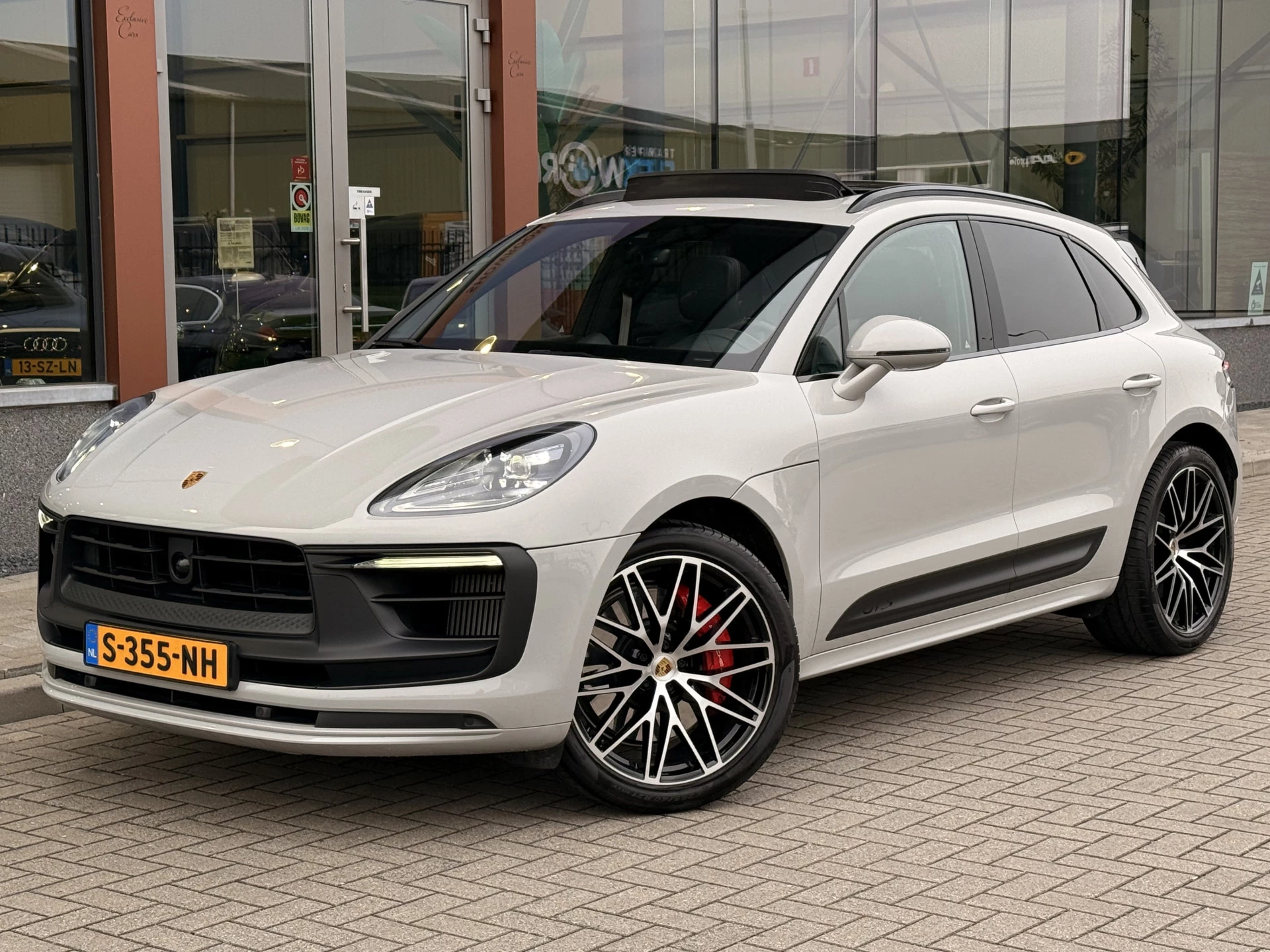Hoofdafbeelding Porsche Macan