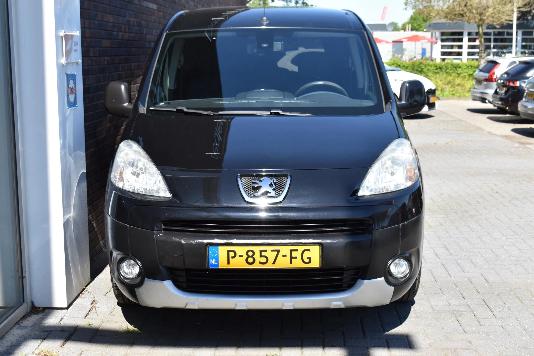 Hoofdafbeelding Peugeot Partner