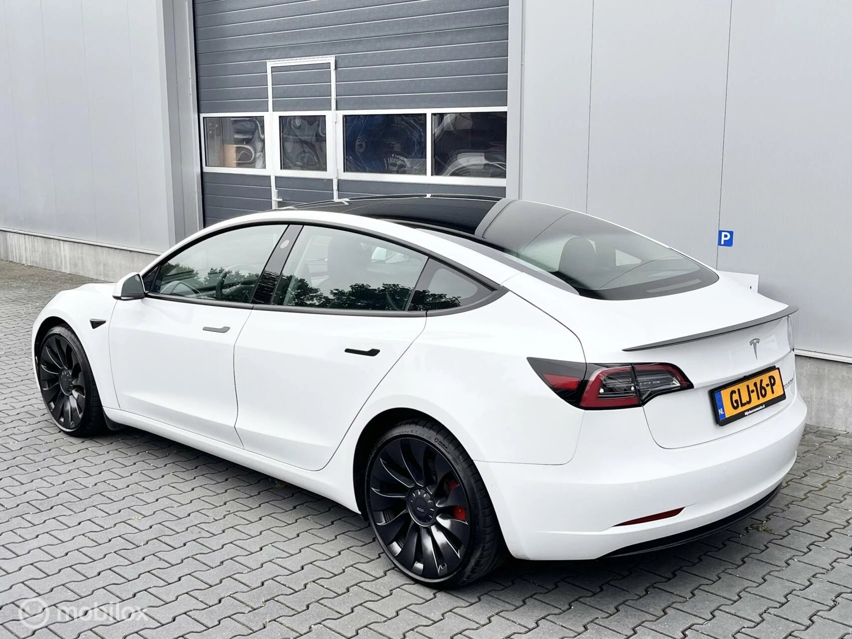 Hoofdafbeelding Tesla Model 3