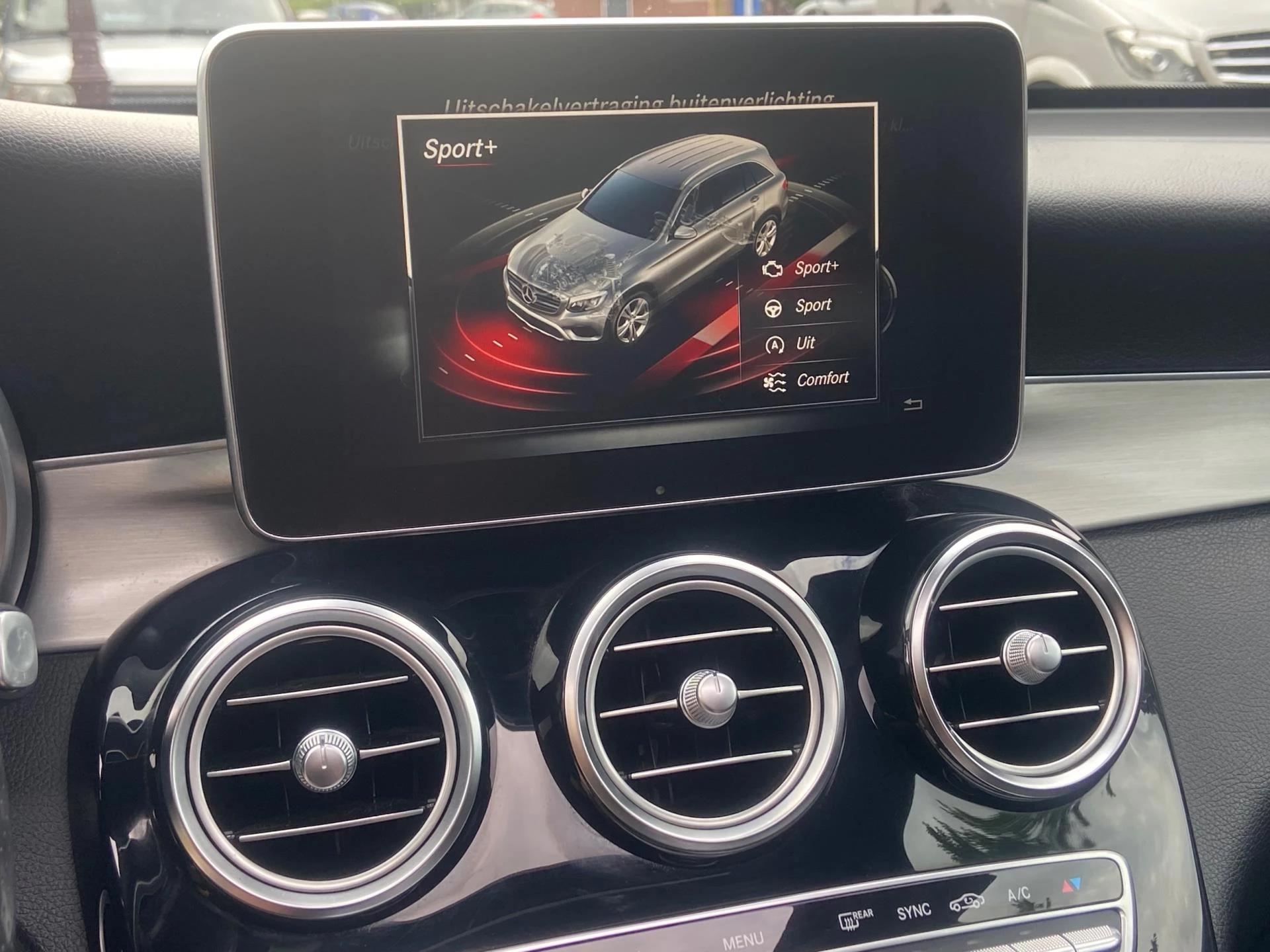 Hoofdafbeelding Mercedes-Benz GLC