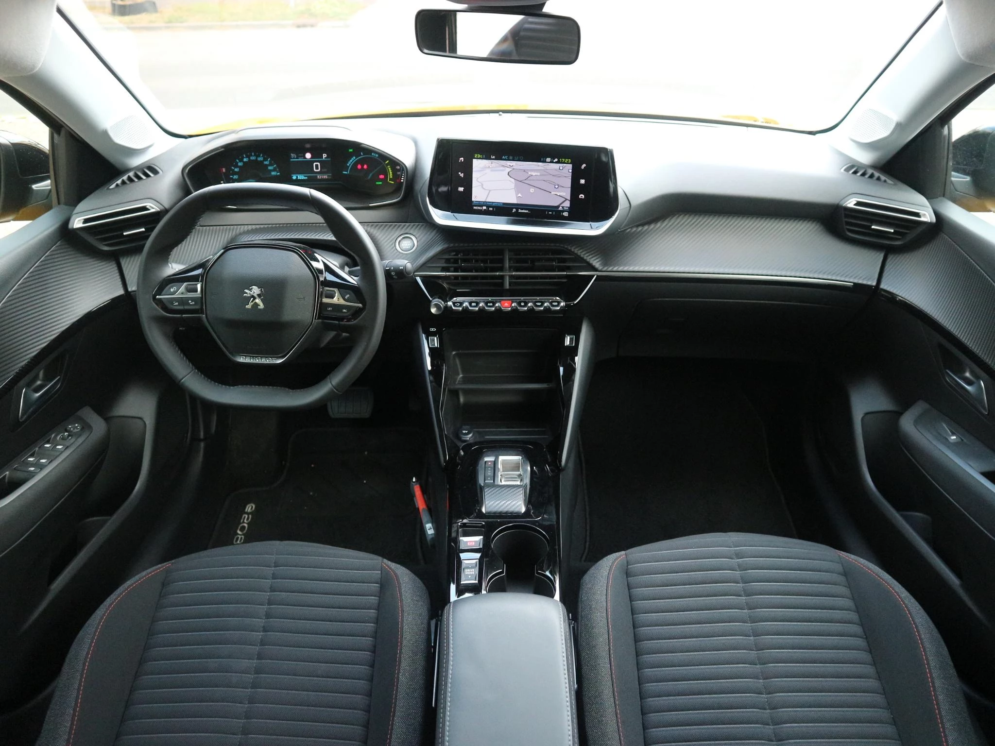 Hoofdafbeelding Peugeot e-208