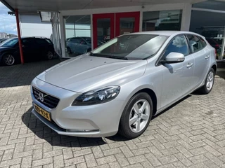 Hoofdafbeelding Volvo V40 Volvo V40 2.0 T2 122PK Onderhoudshistorie/PDC/Bluethooth