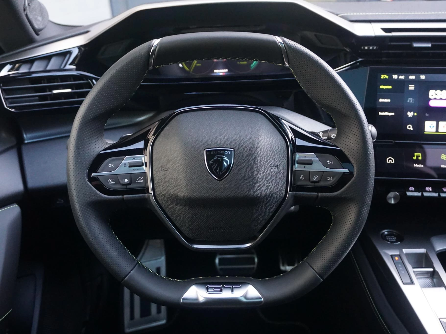Hoofdafbeelding Peugeot 408