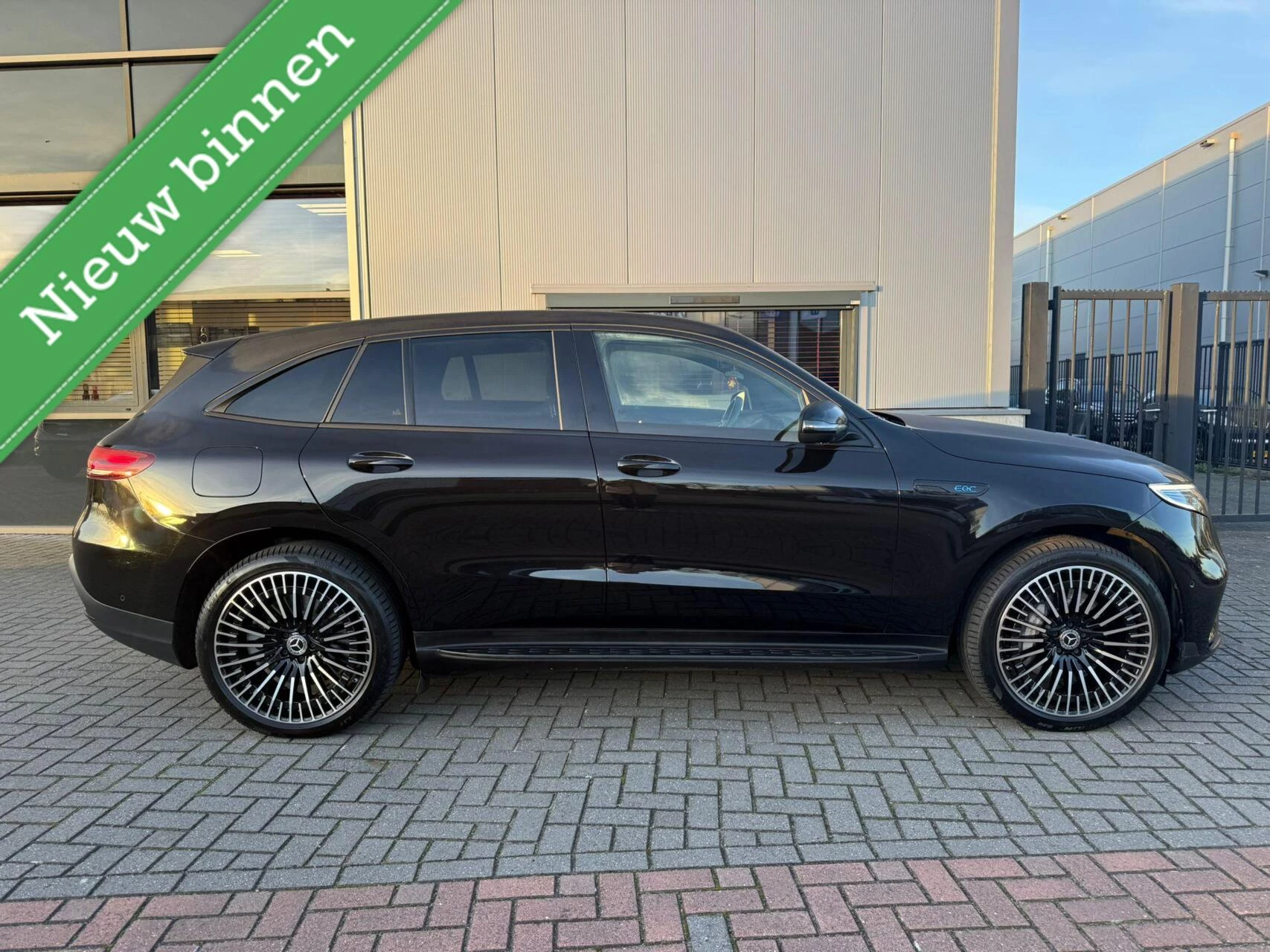 Hoofdafbeelding Mercedes-Benz EQC