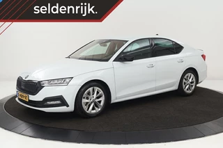 Skoda Octavia 1.0 e-TSI Sport | Carplay | Sportstoelen |  Sfeerverlichting | PDC | Navigatie | Full LED | DAB | Getint glas | Climate control