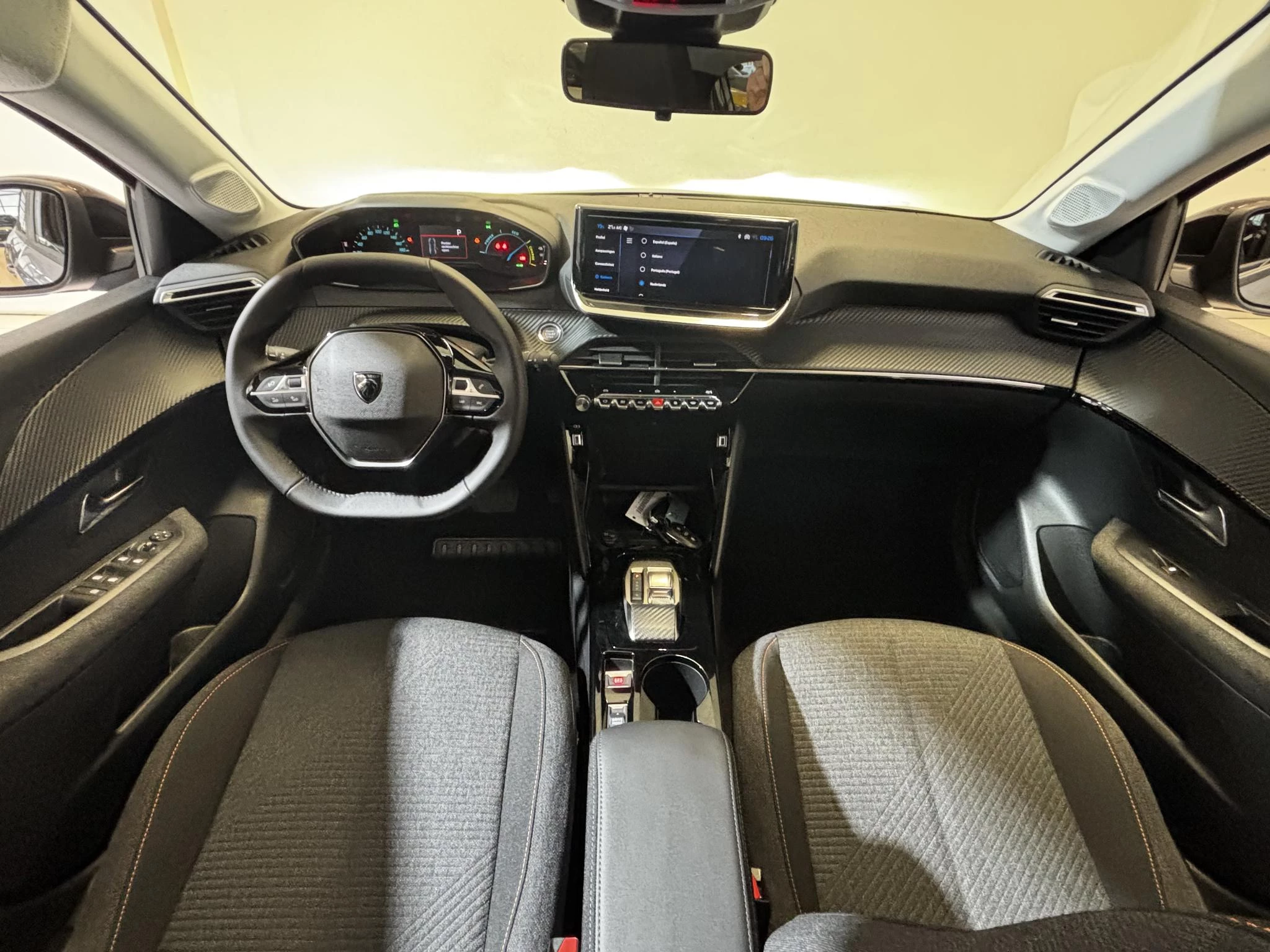 Hoofdafbeelding Peugeot e-208