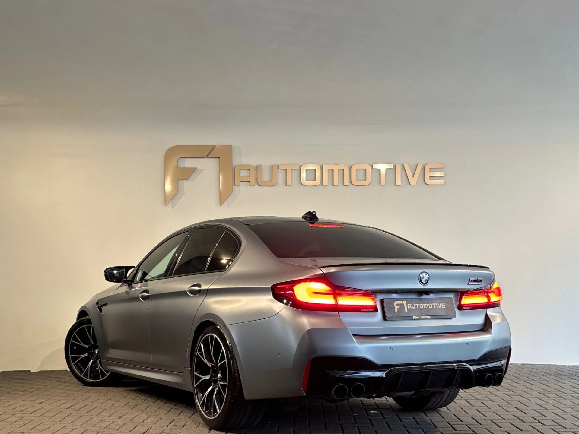 Hoofdafbeelding BMW M5